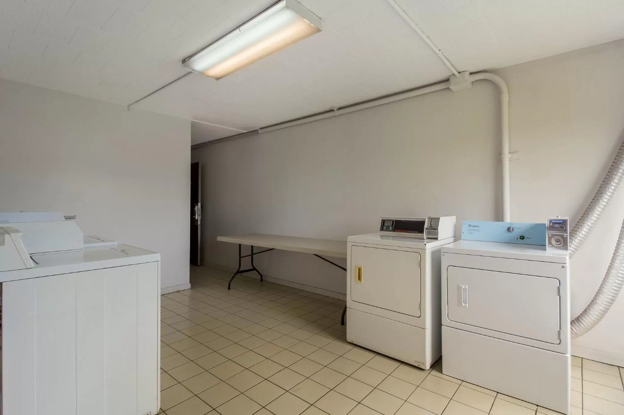 laundry in Red Roof Inn New Stanton