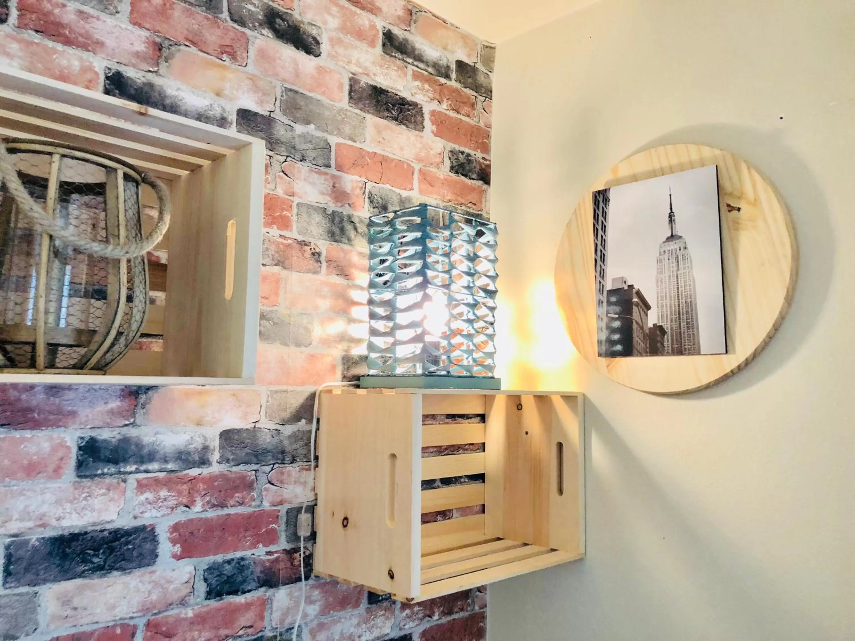 Kitchen or kitchenette in Hollywood Light Haven Lodge