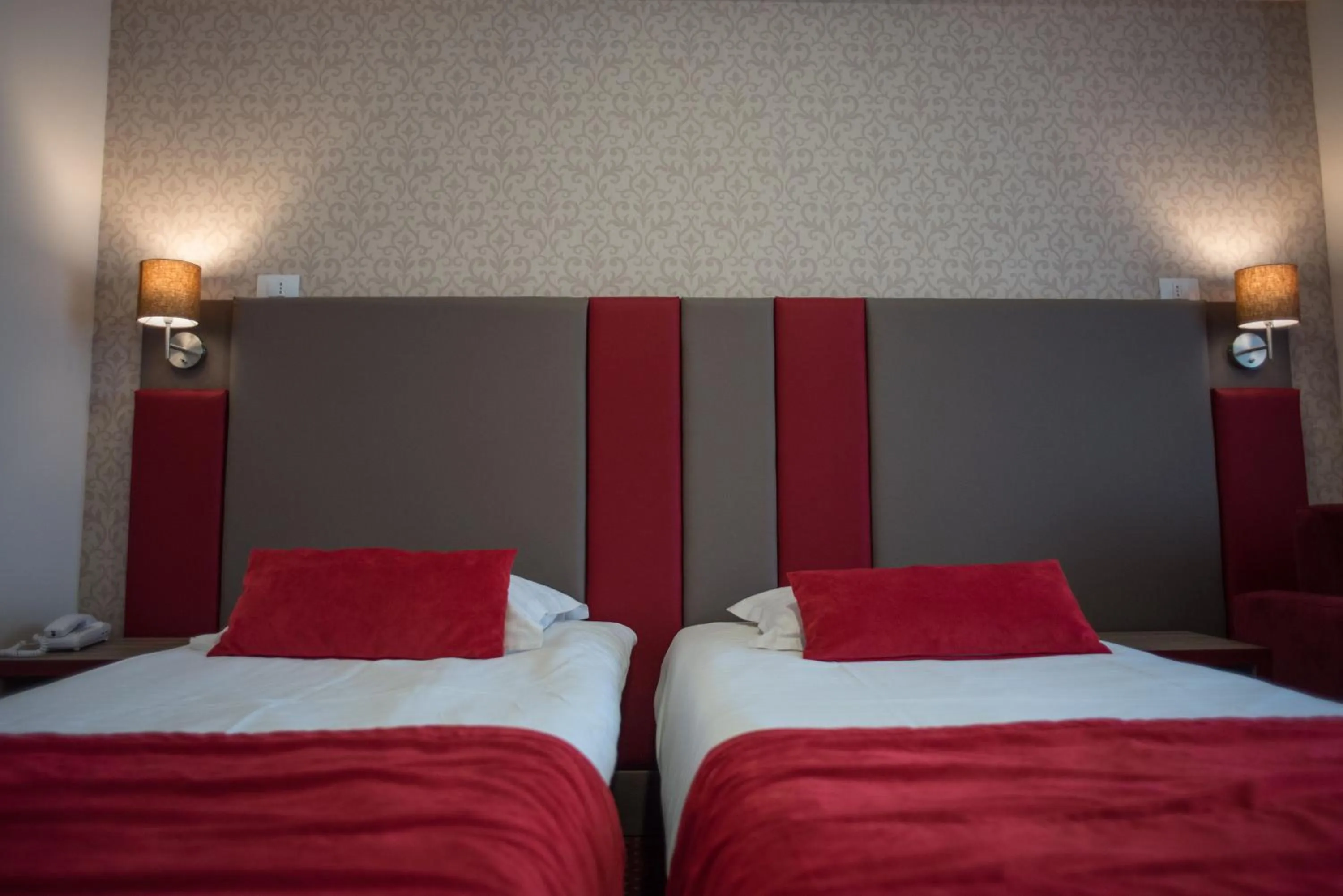 Bed in Hotel Marea Neagra