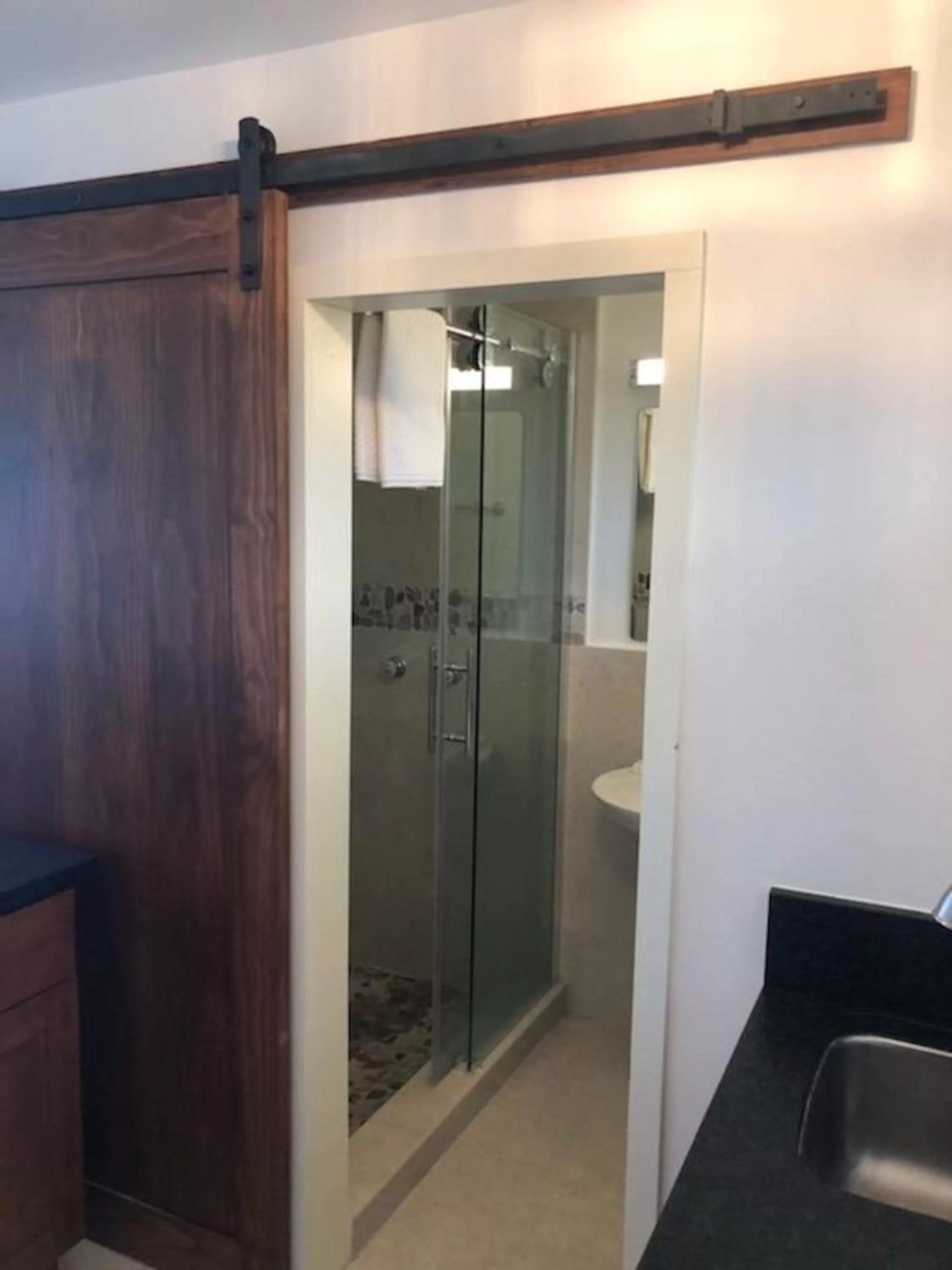 Bathroom in Kona Tiki Hotel - No Resort Fees