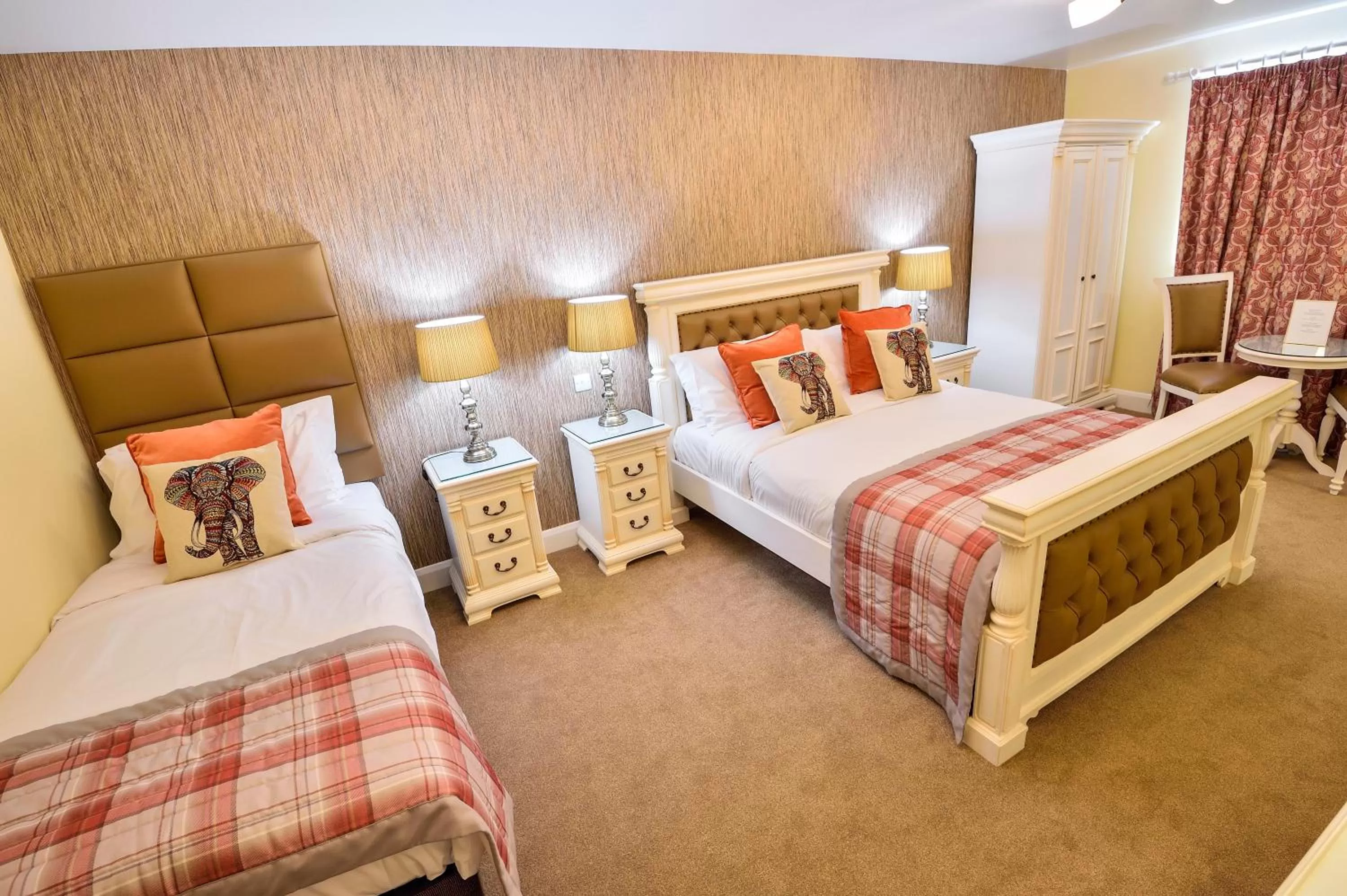 Bedroom, Bed in The Coach and Horses