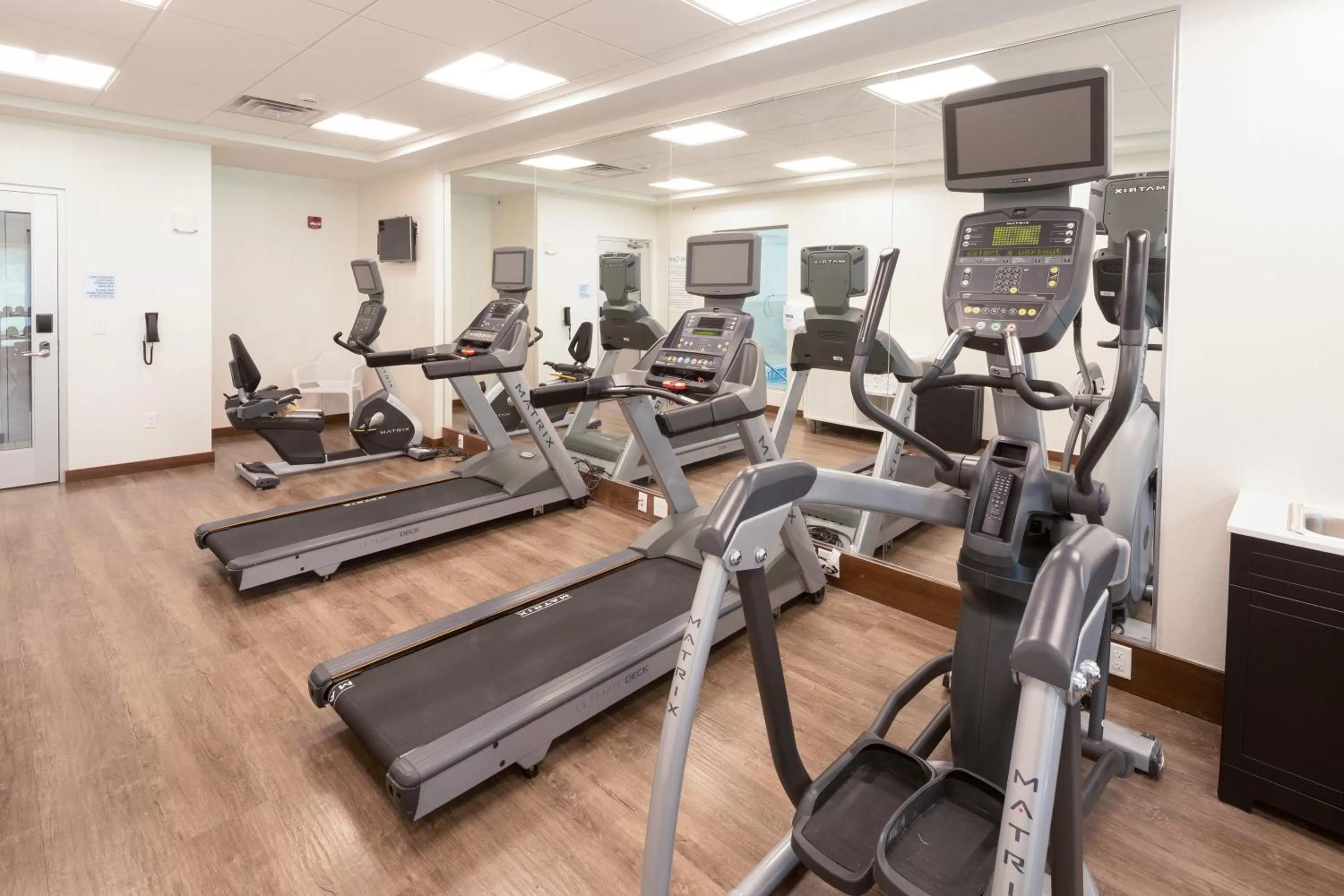 Fitness centre/facilities in Holiday Inn Express & Suites - Michigan City by IHG