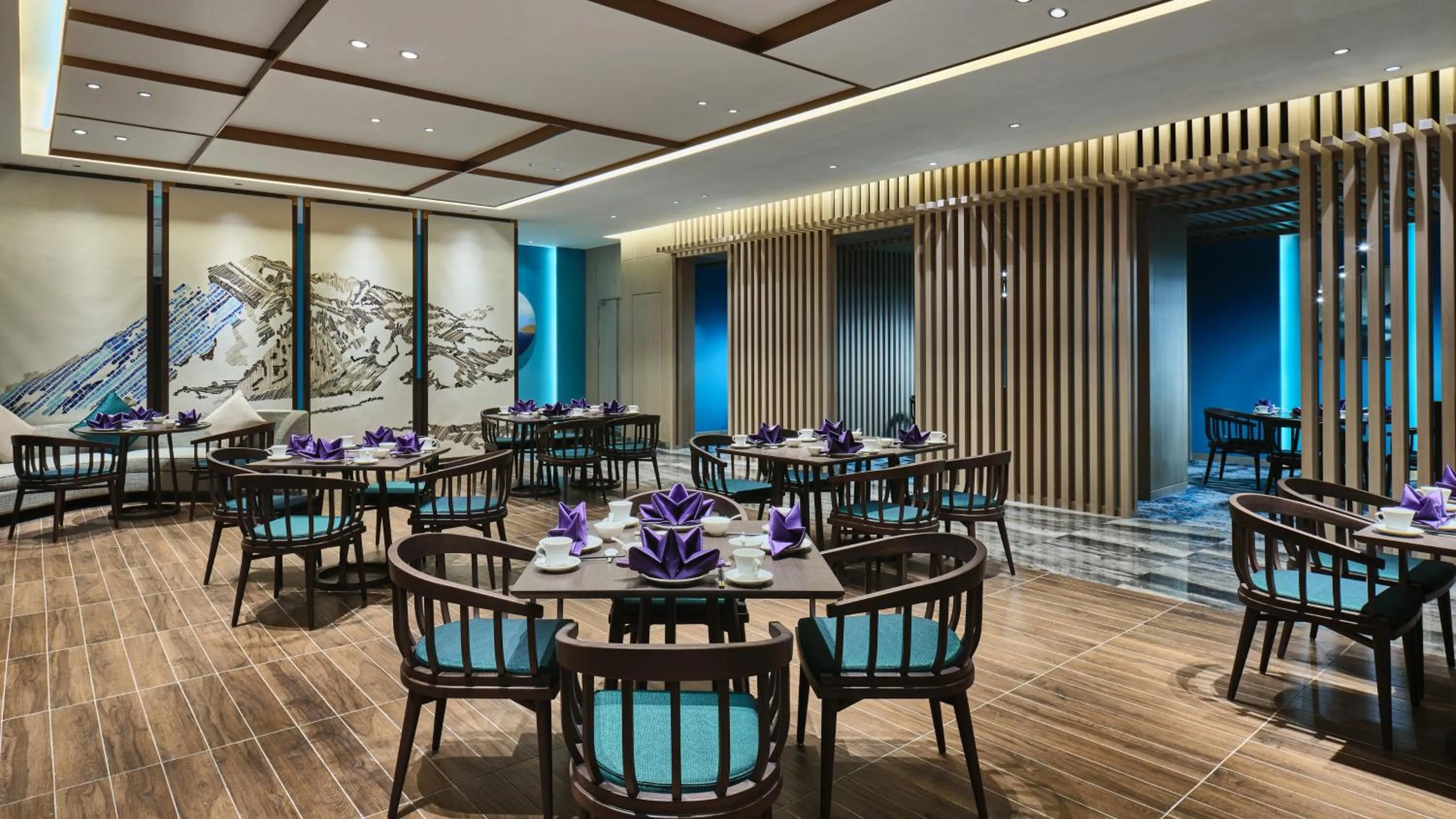 Restaurant/places to eat in Holiday Inn Xining Hot-Spring by IHG