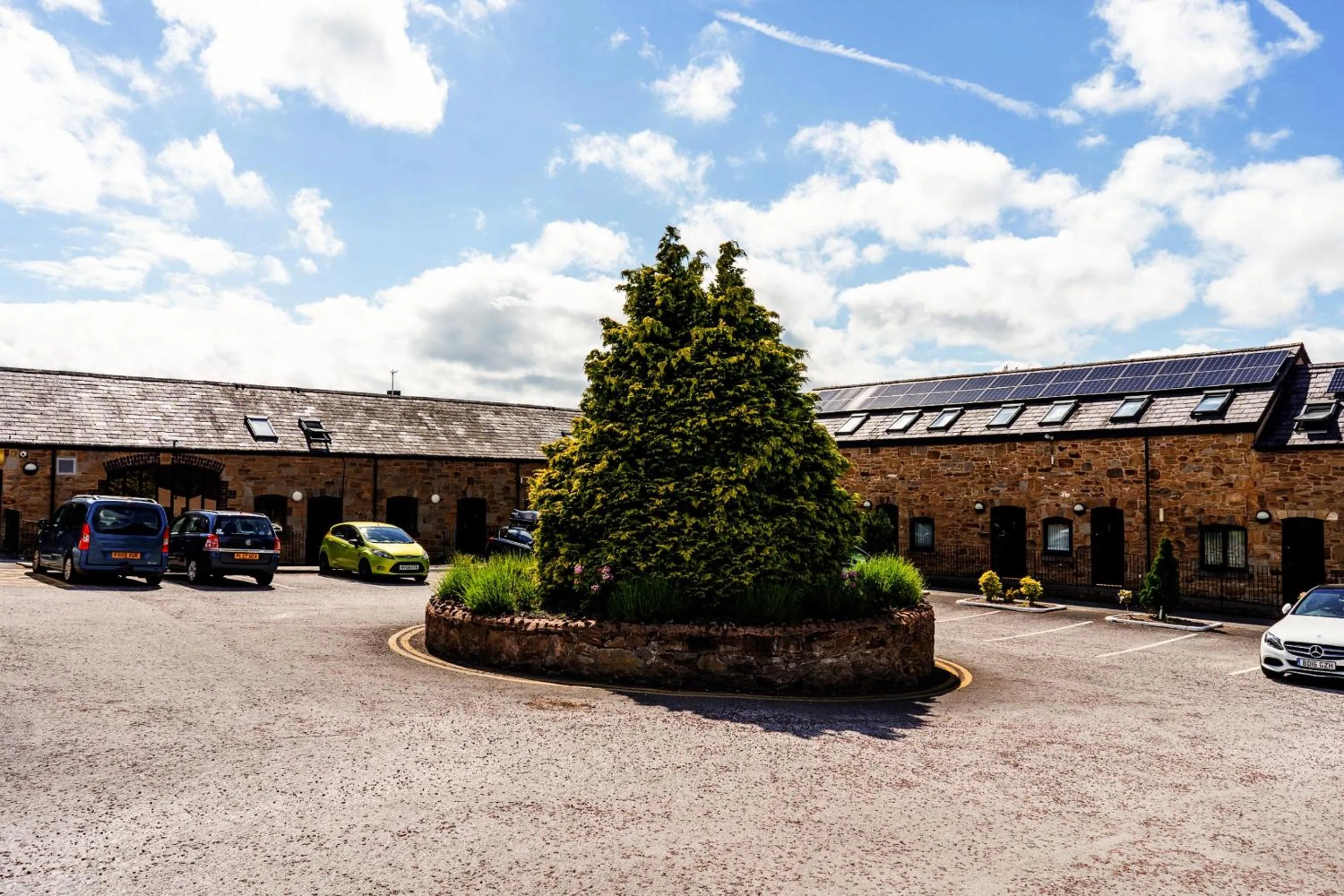 Facade/entrance in Mountain Park Hotel