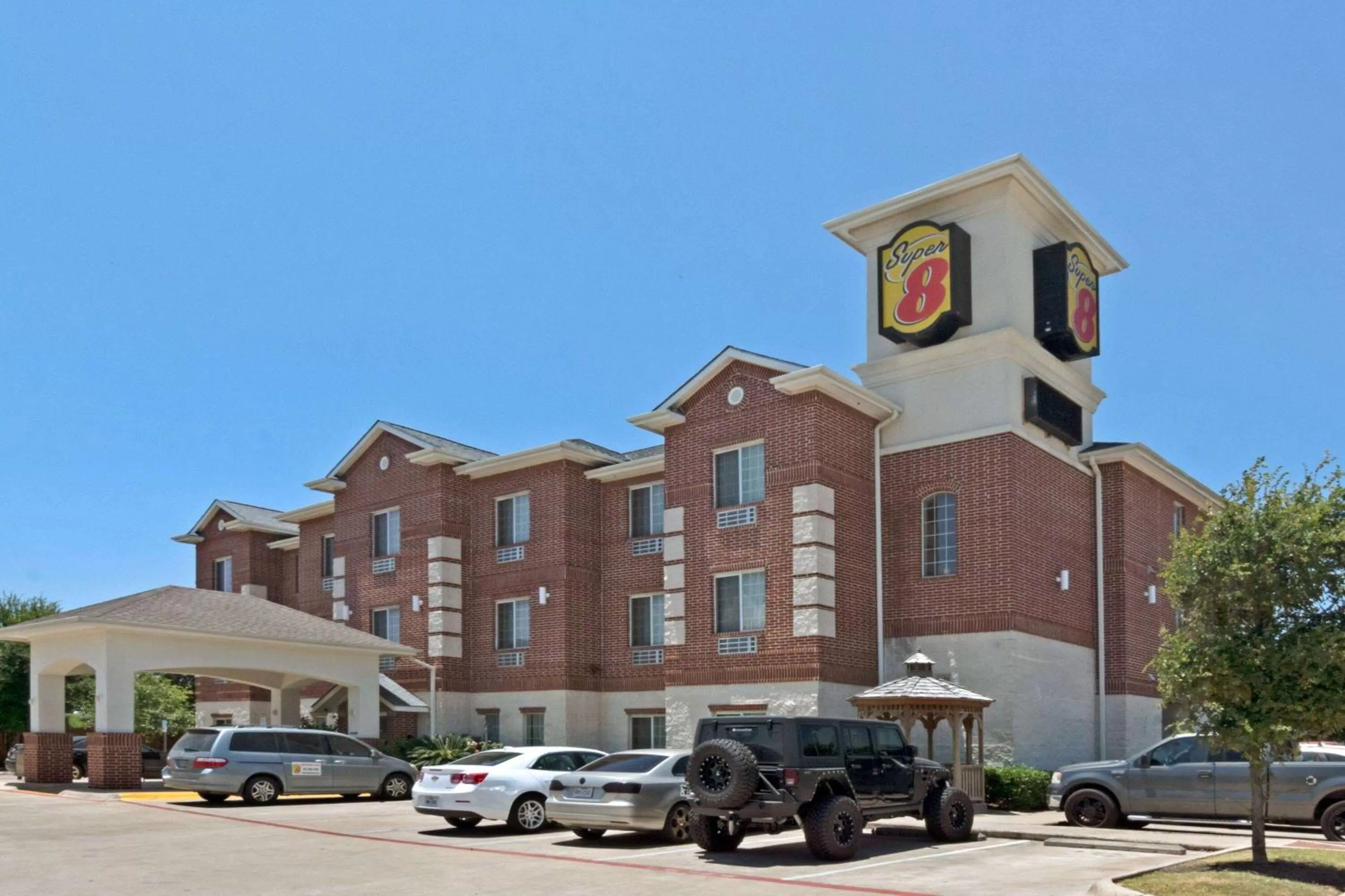 Super 8 by Wyndham Austin/Airport South