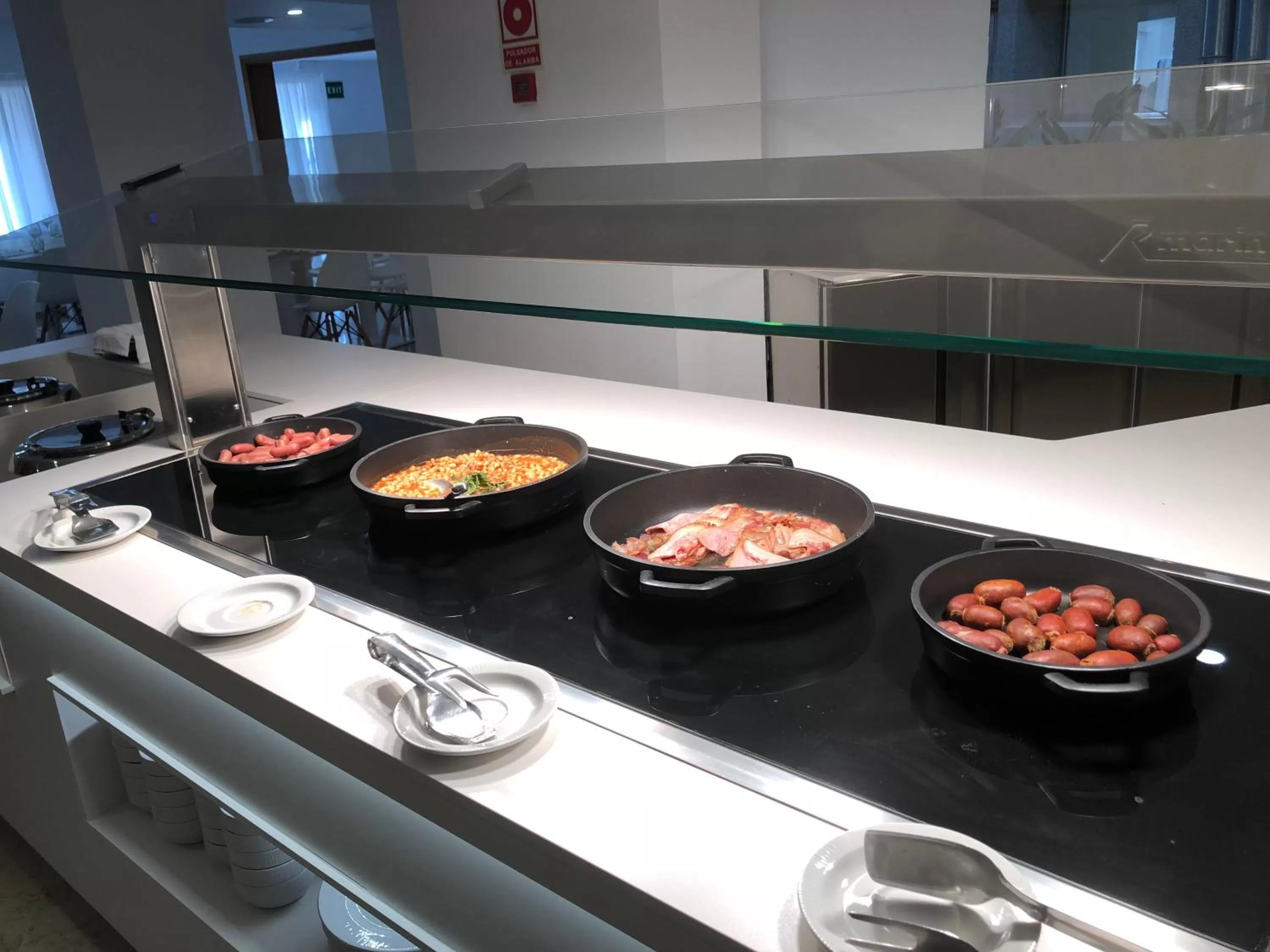 Breakfast in Hotel Torá