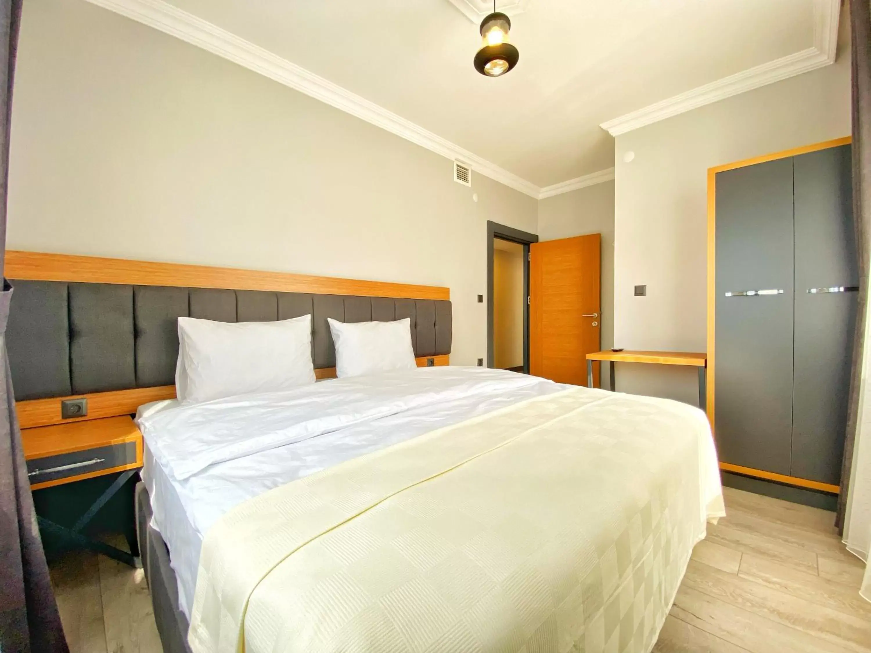 Deluxe Family Suite in My House Suite Deluxe Family Suite in My House Suite