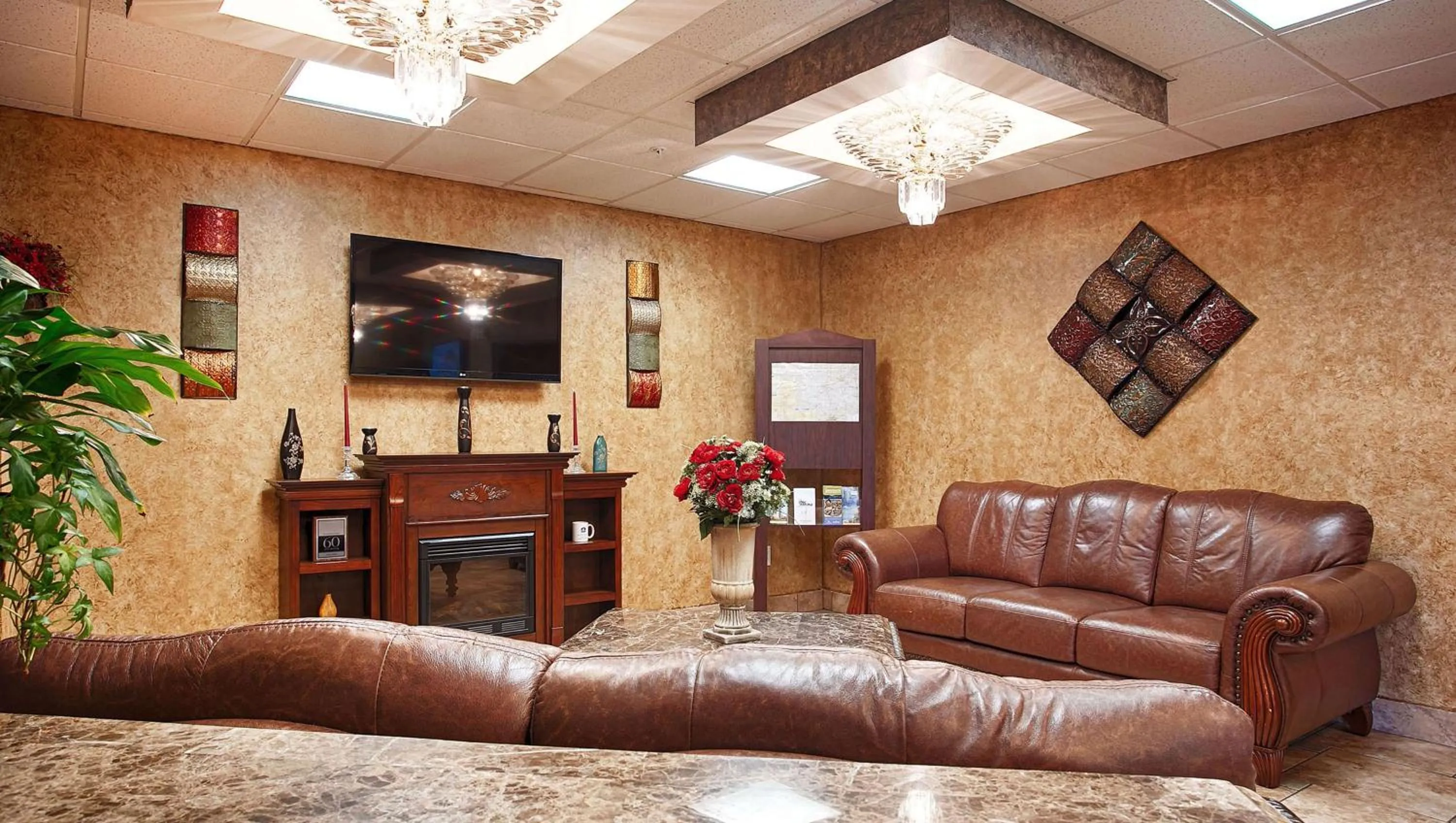 Lobby or reception in Magnuson Hotel Sand Springs – Tulsa West