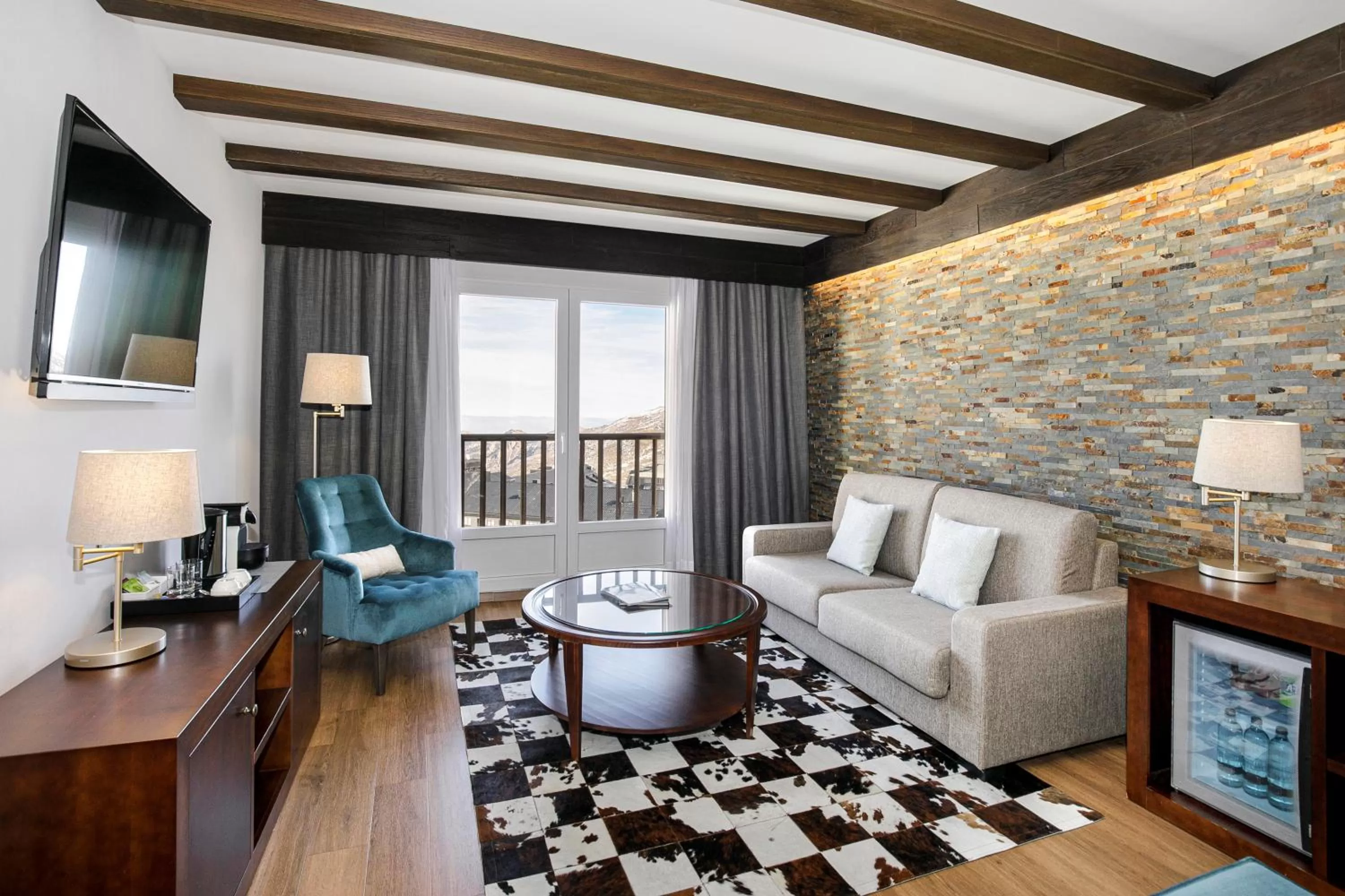 TV and multimedia in Melia Sierra Nevada