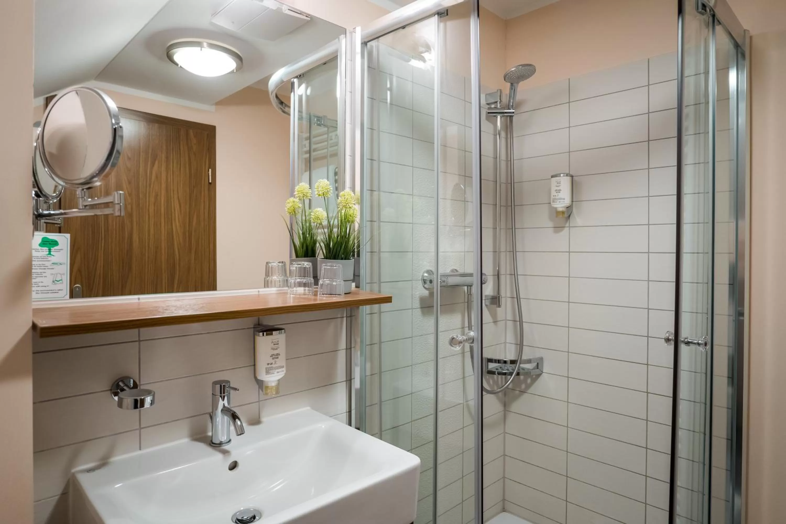 Shower, Bathroom in Point Hotel Apartments and Rooms