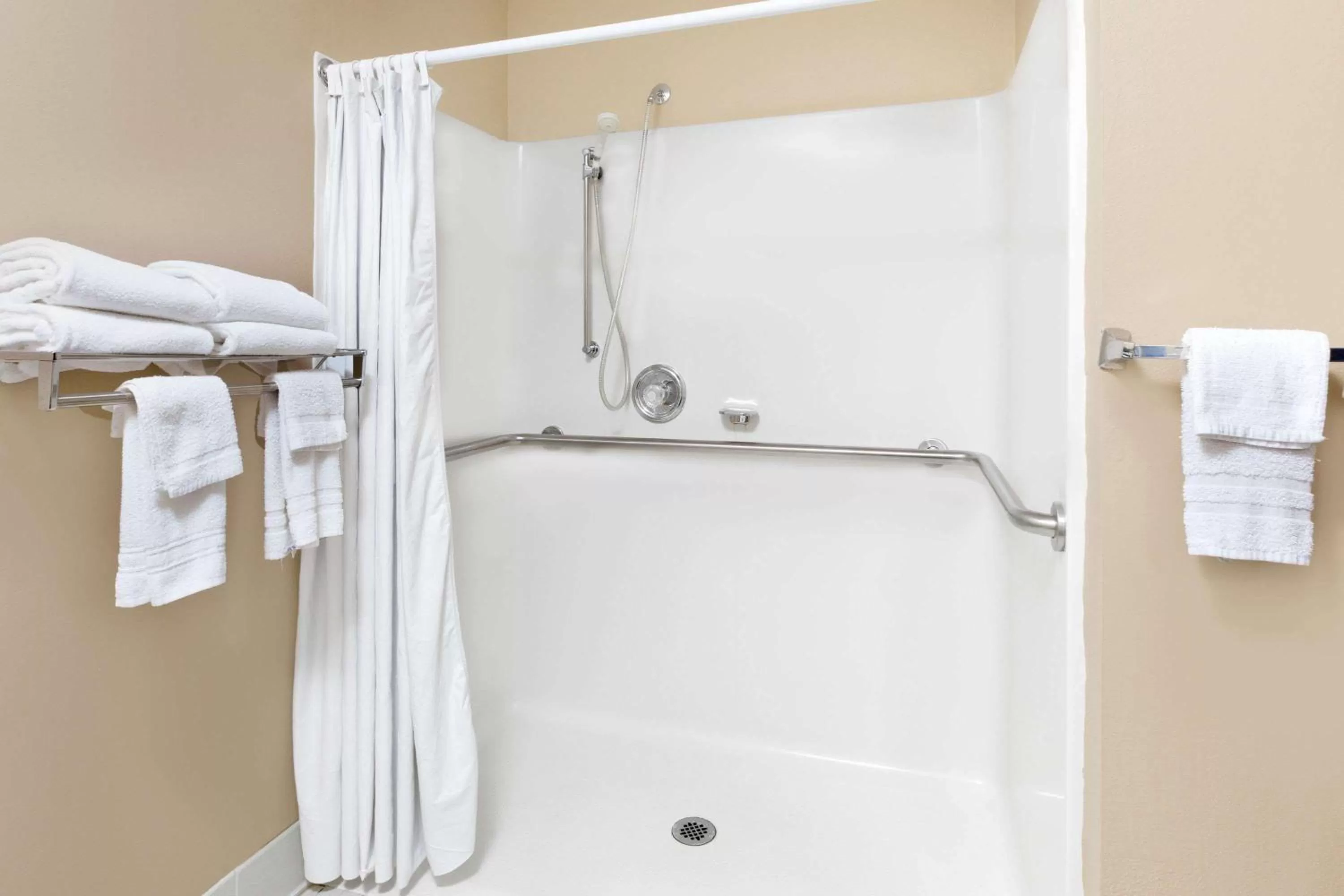 Shower in Super 8 by Wyndham St. Ignace