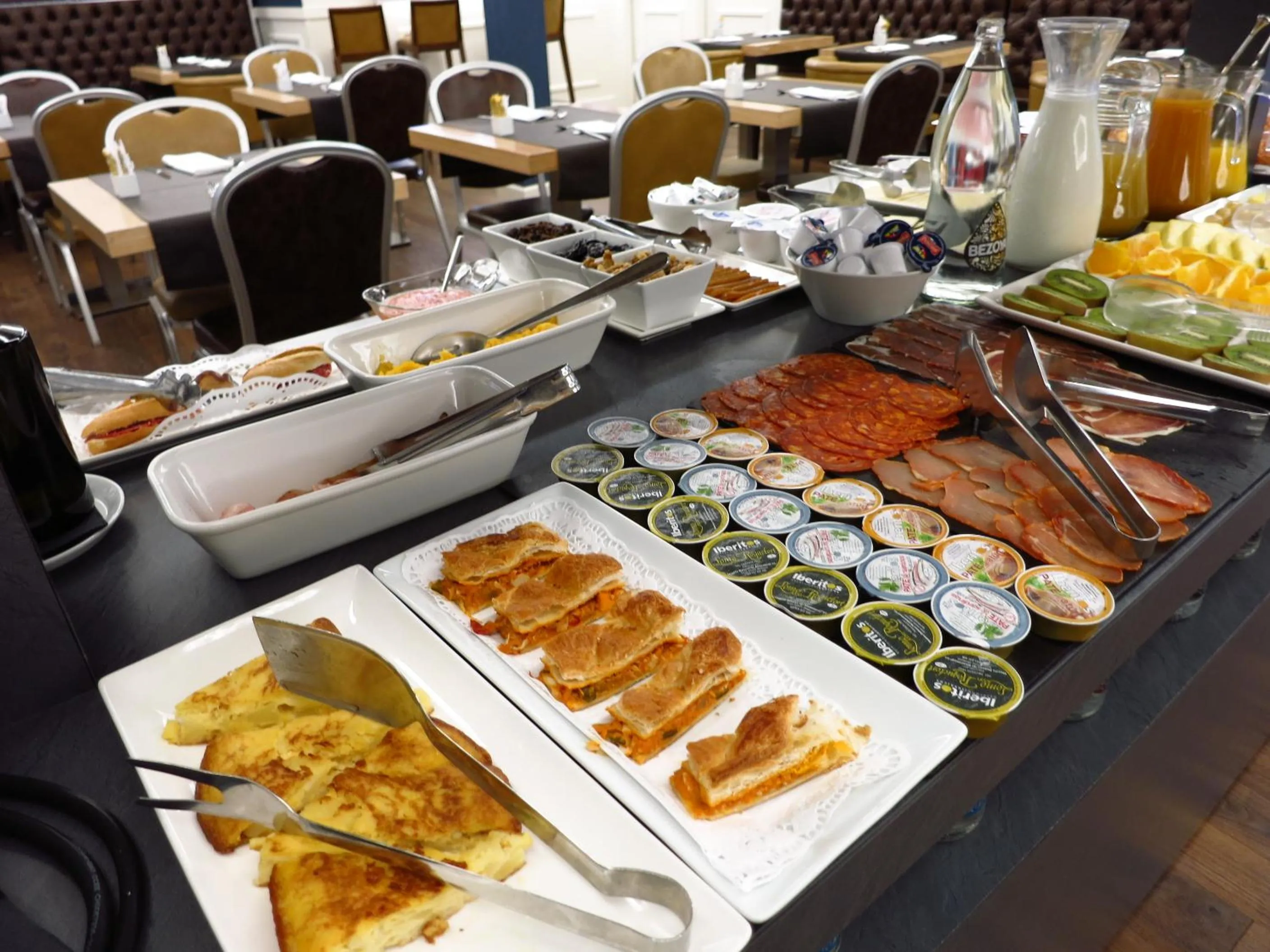 Breakfast in Hotel Boutique Catedral