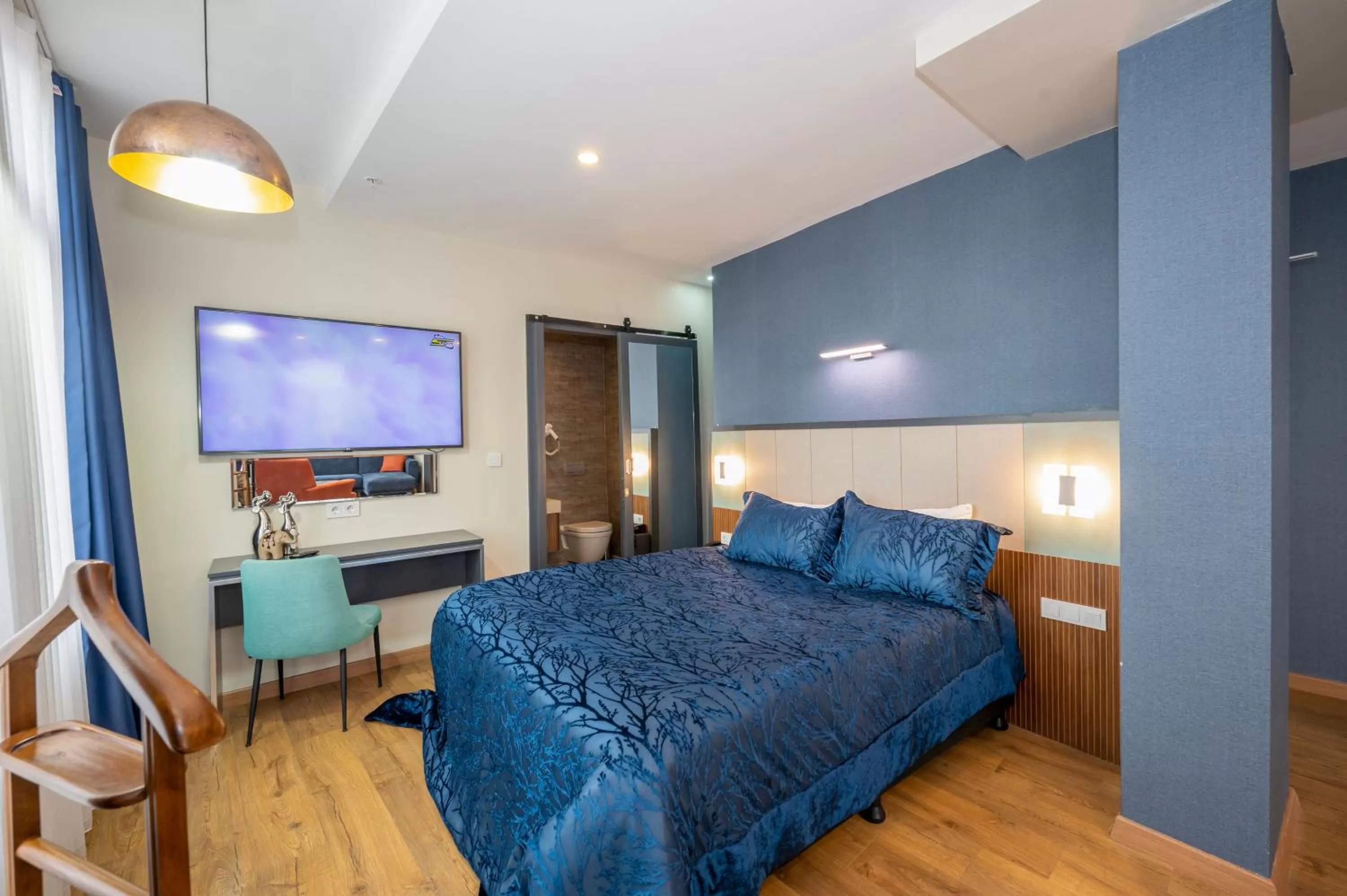 Bed in Juno Hotel Taksim