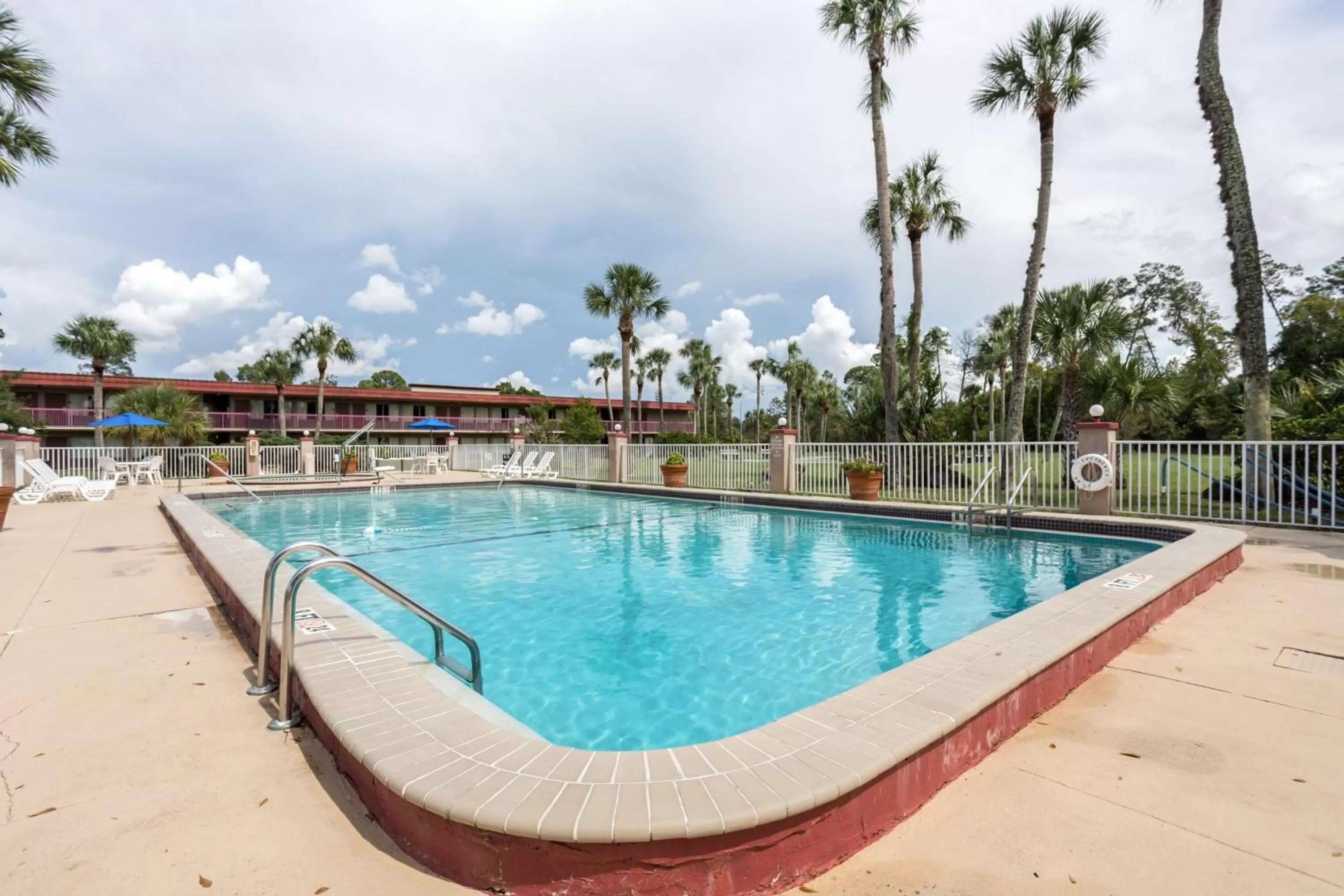 Pool view in Motel 6-Spring Hill, FL - Weeki Wachee