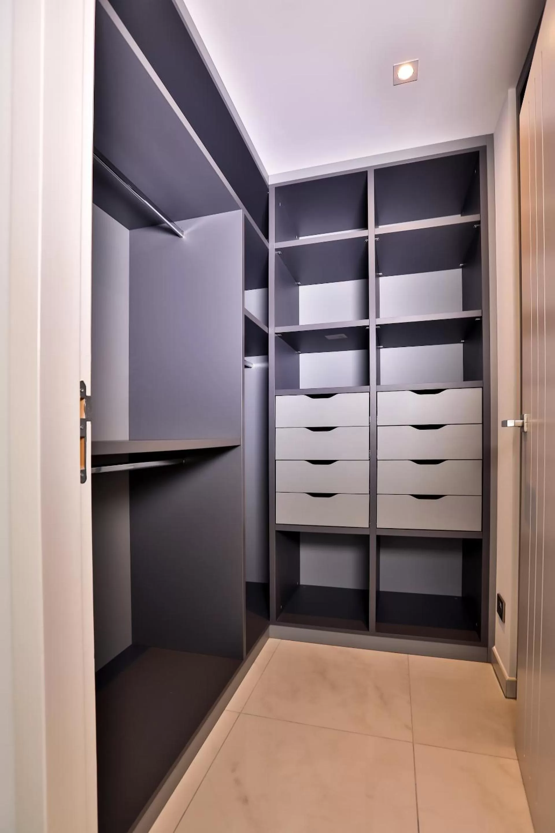 TV/Entertainment Center in Residenza Leca Colonna