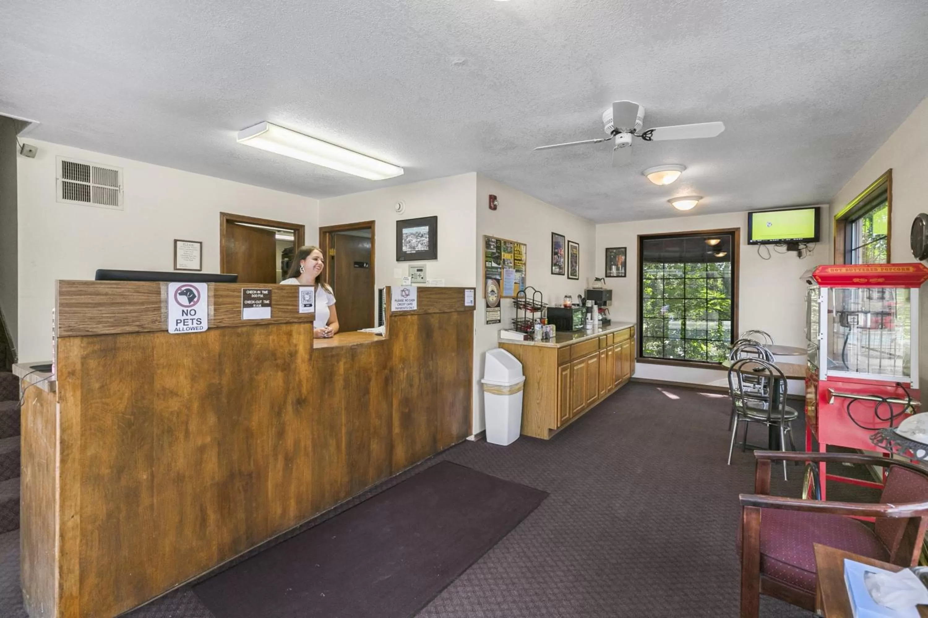 Lobby or reception in Candlewick Inn and Suites