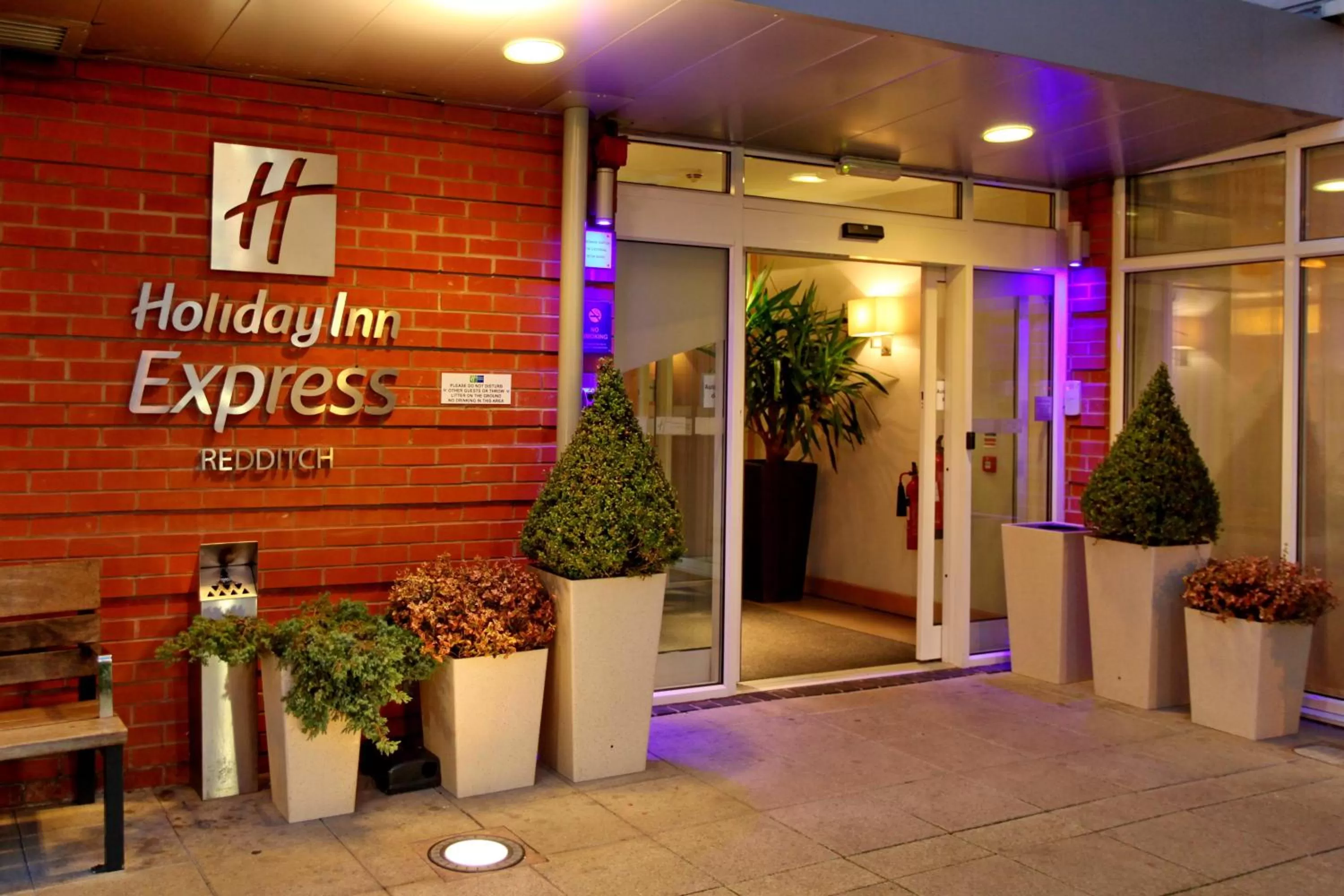 Property building in Holiday Inn Express Birmingham Redditch by IHG