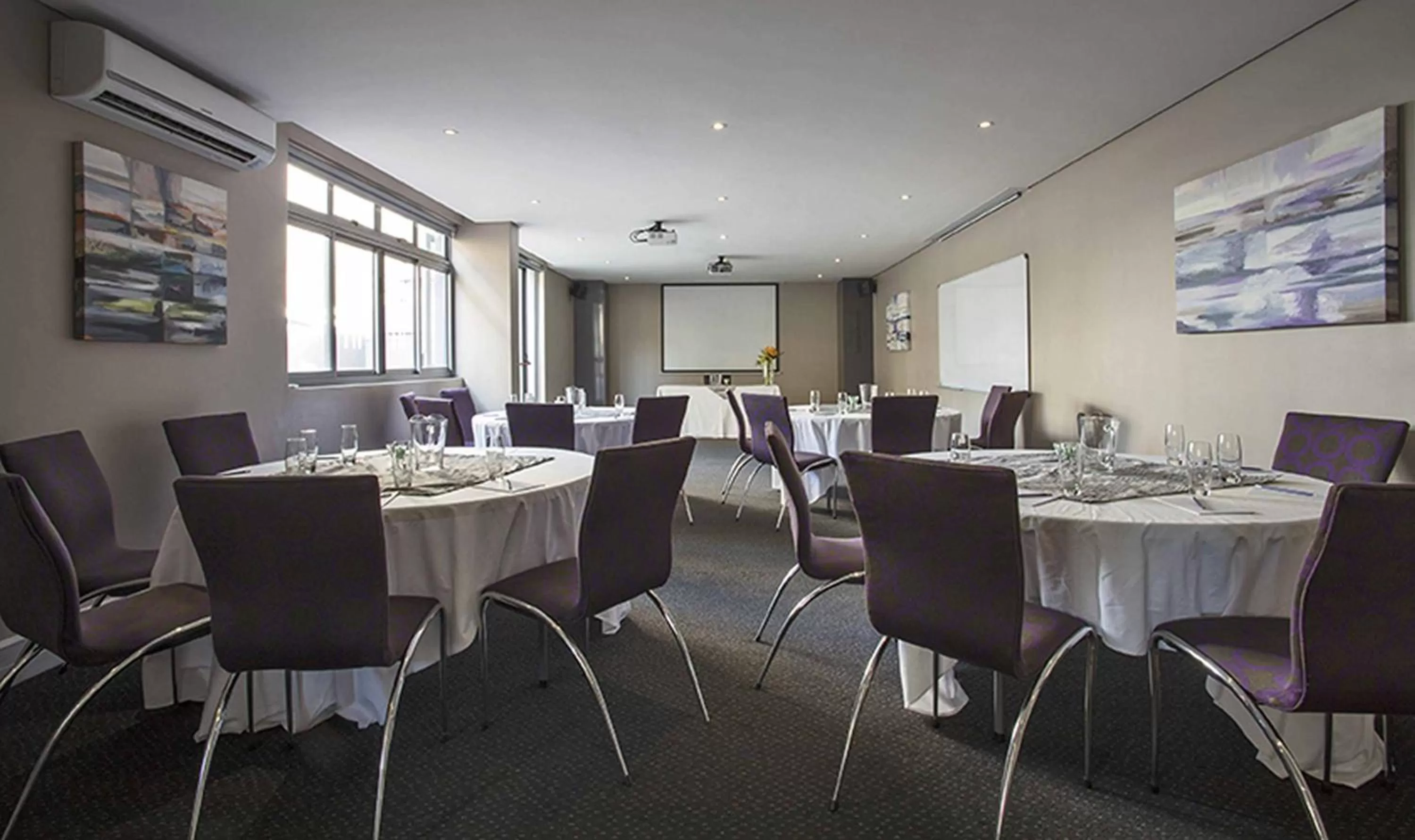 Business facilities in The Hyde All Suite Hotel