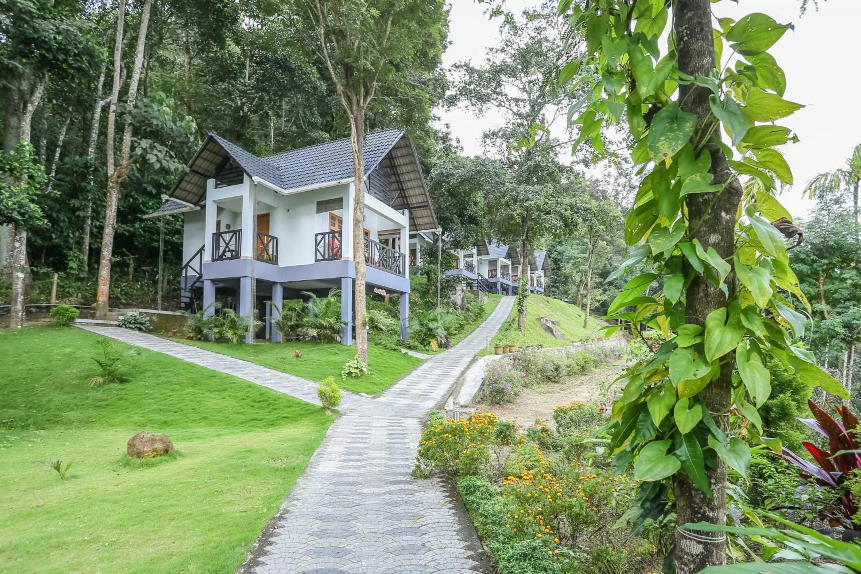 Property Building in Woodrose Resort