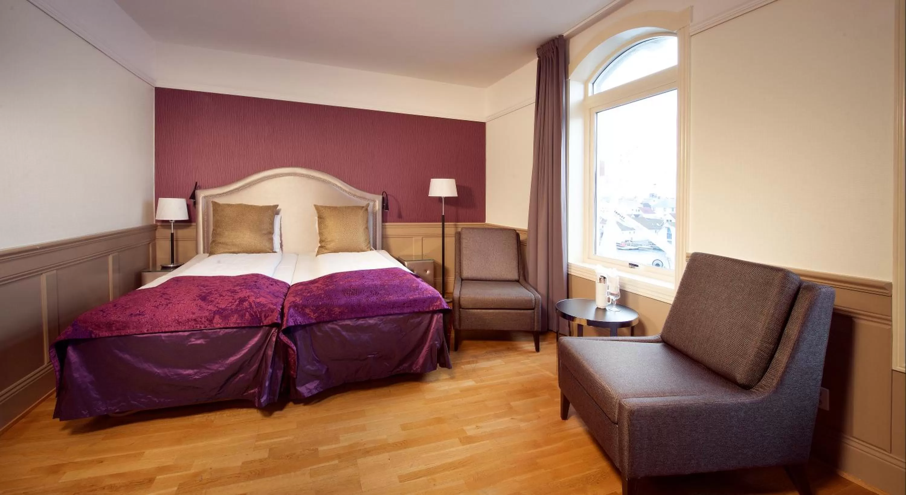 Bed in Home Hotel Amanda