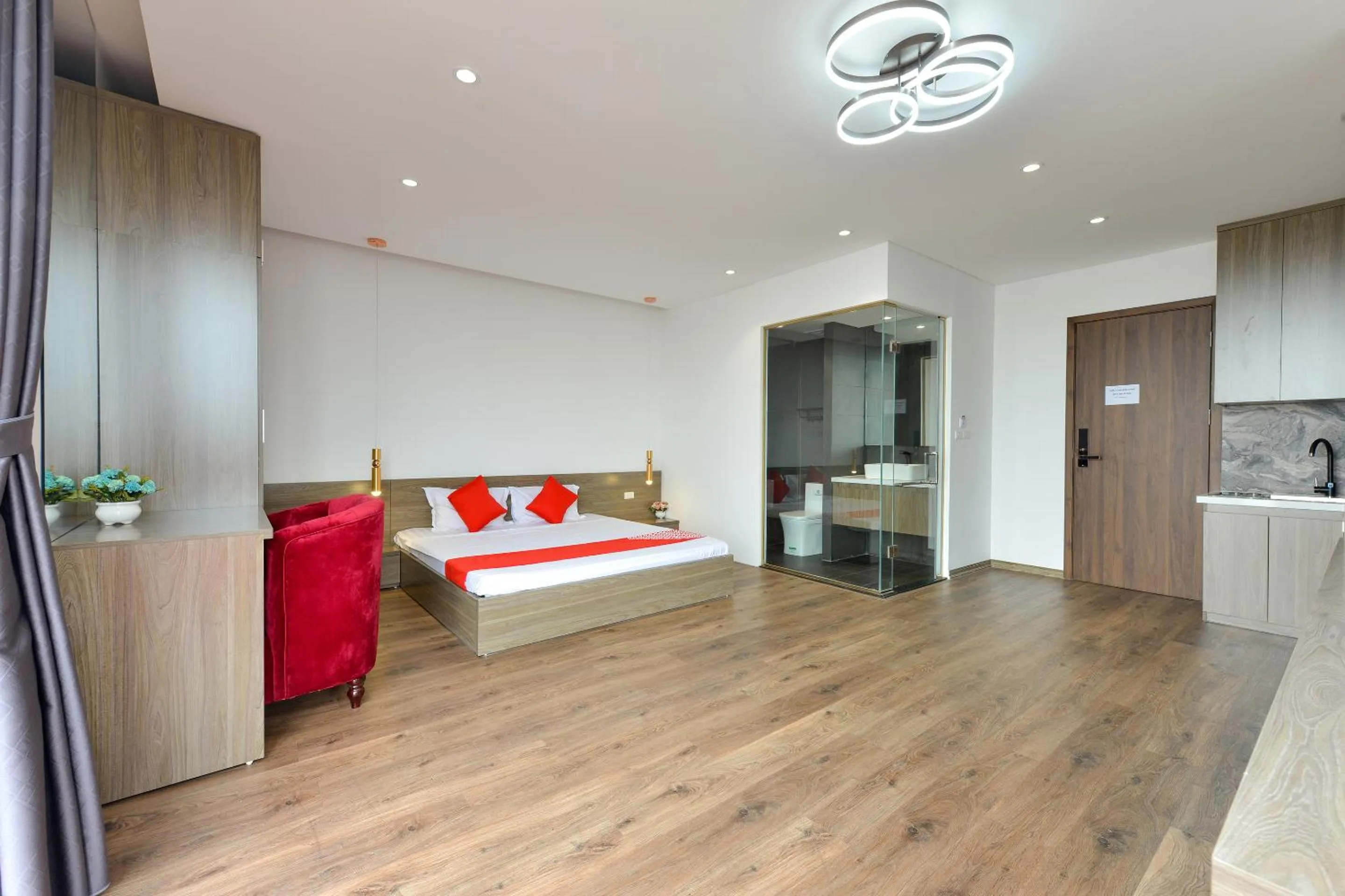 Photo of the whole room, Bed in BH Riverside Hotel