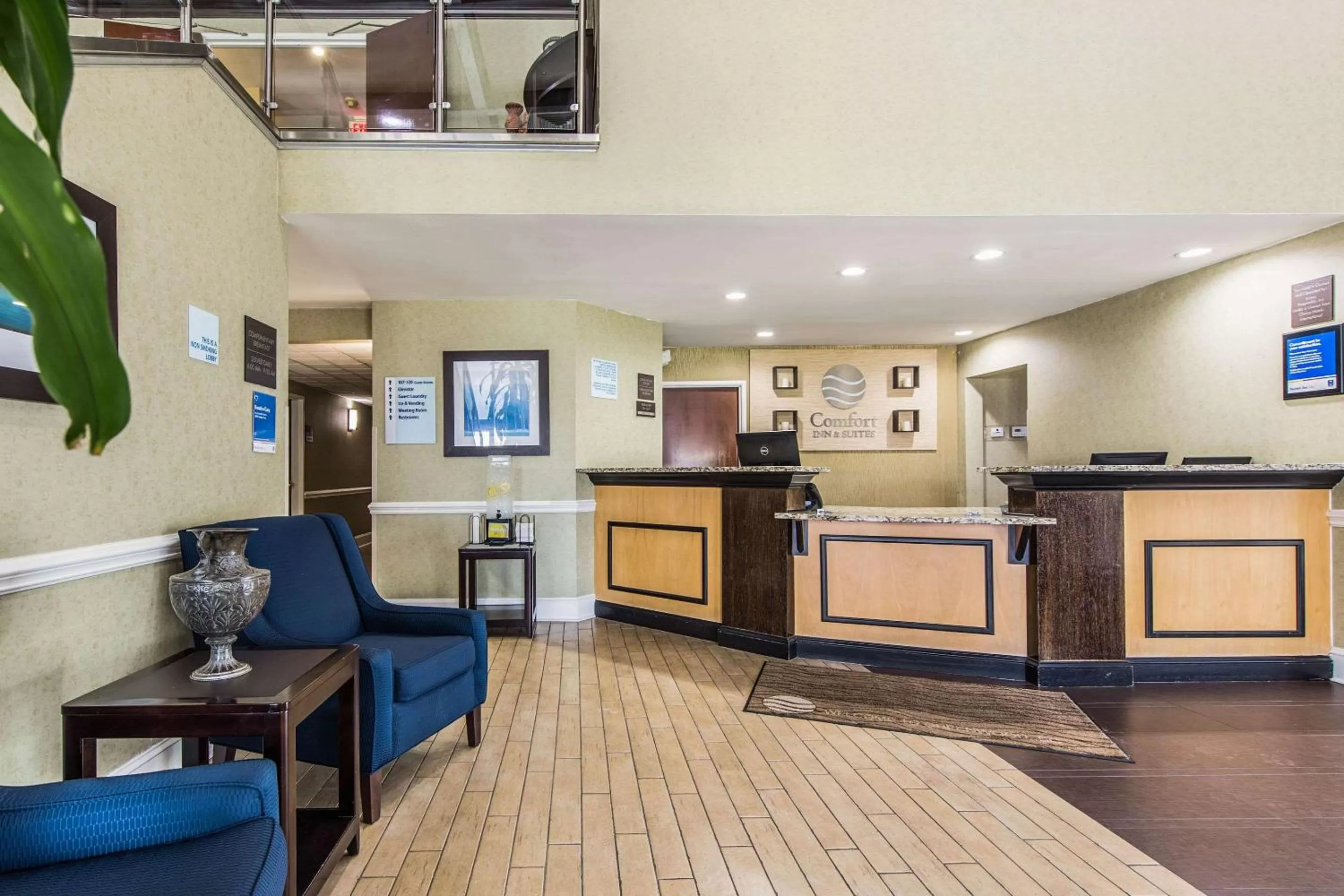 Lobby or reception in Comfort Inn & Suites Greenwood near University