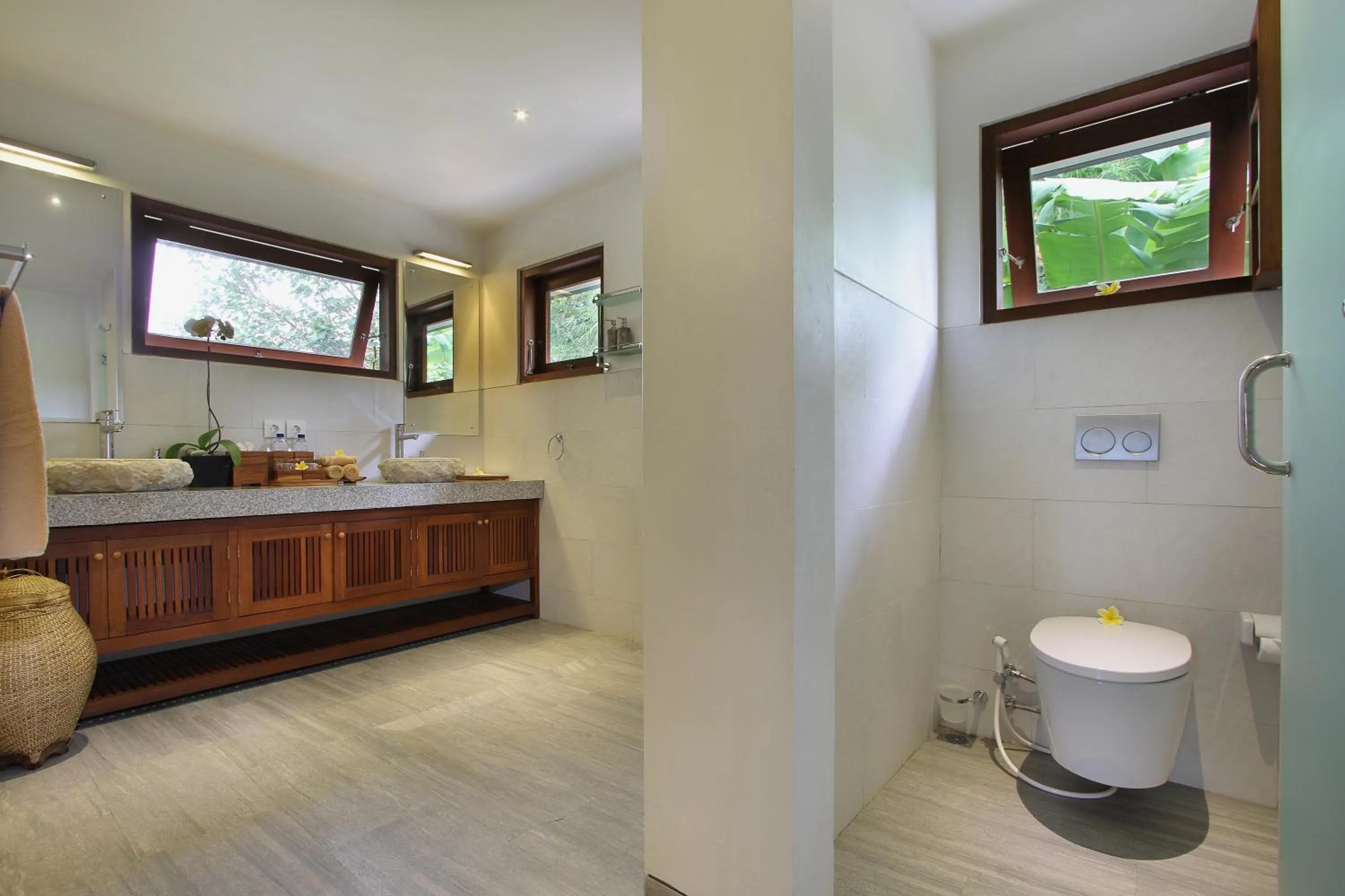 Bathroom in D'Legon Villas