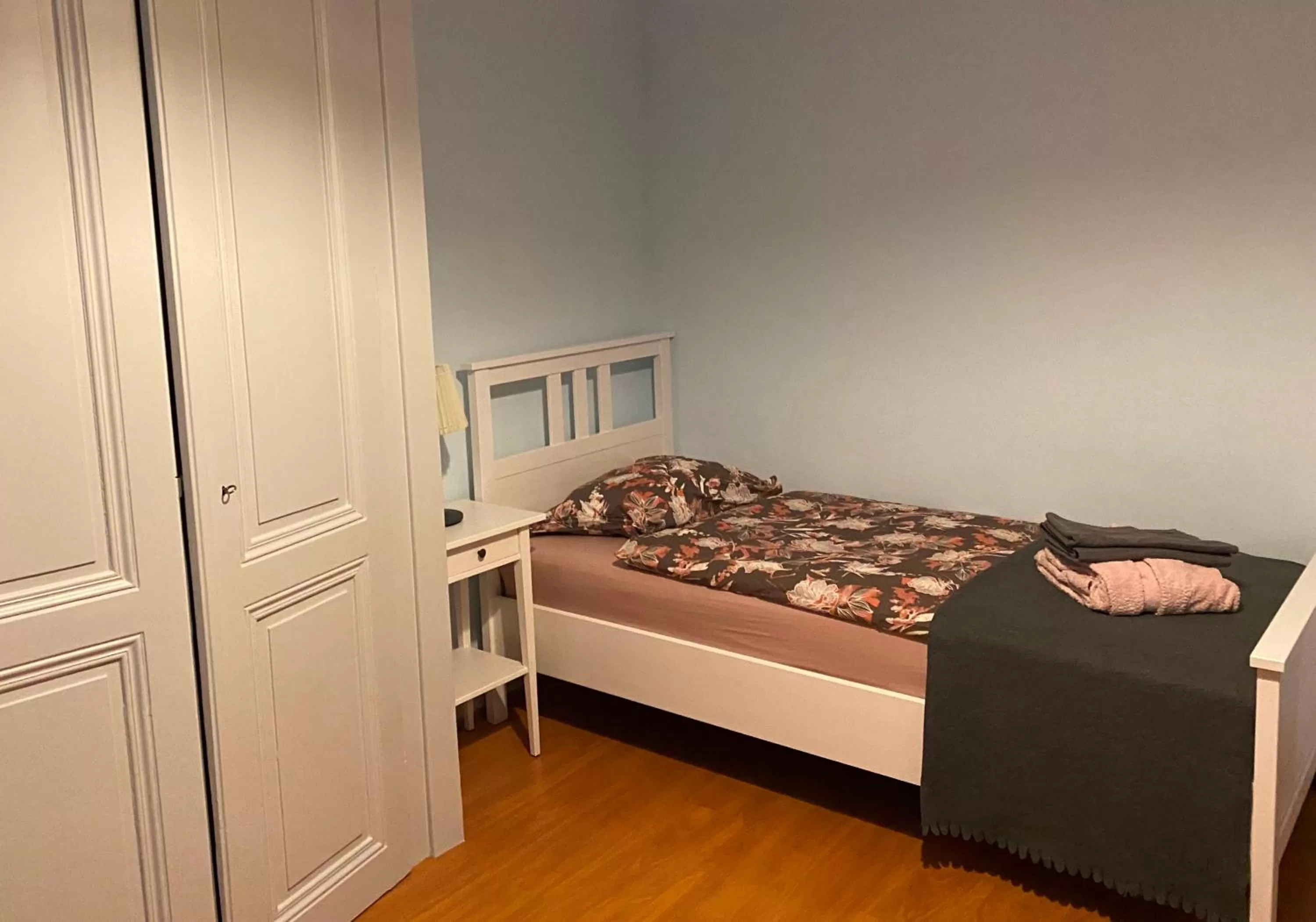 Bed in Pension Bienvenue (Women only)