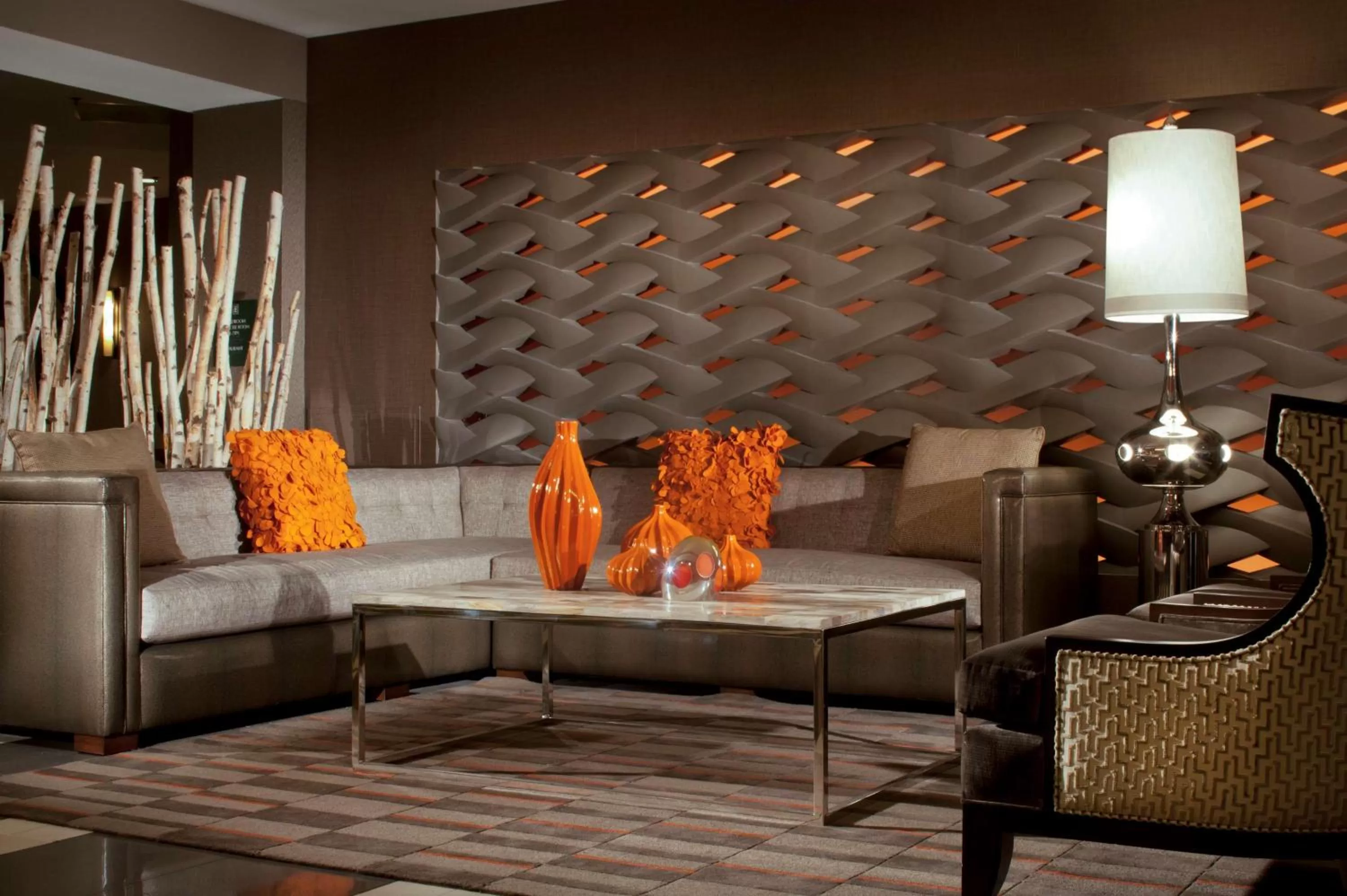 Lobby or reception in Embassy Suites by Hilton Austin Arboretum