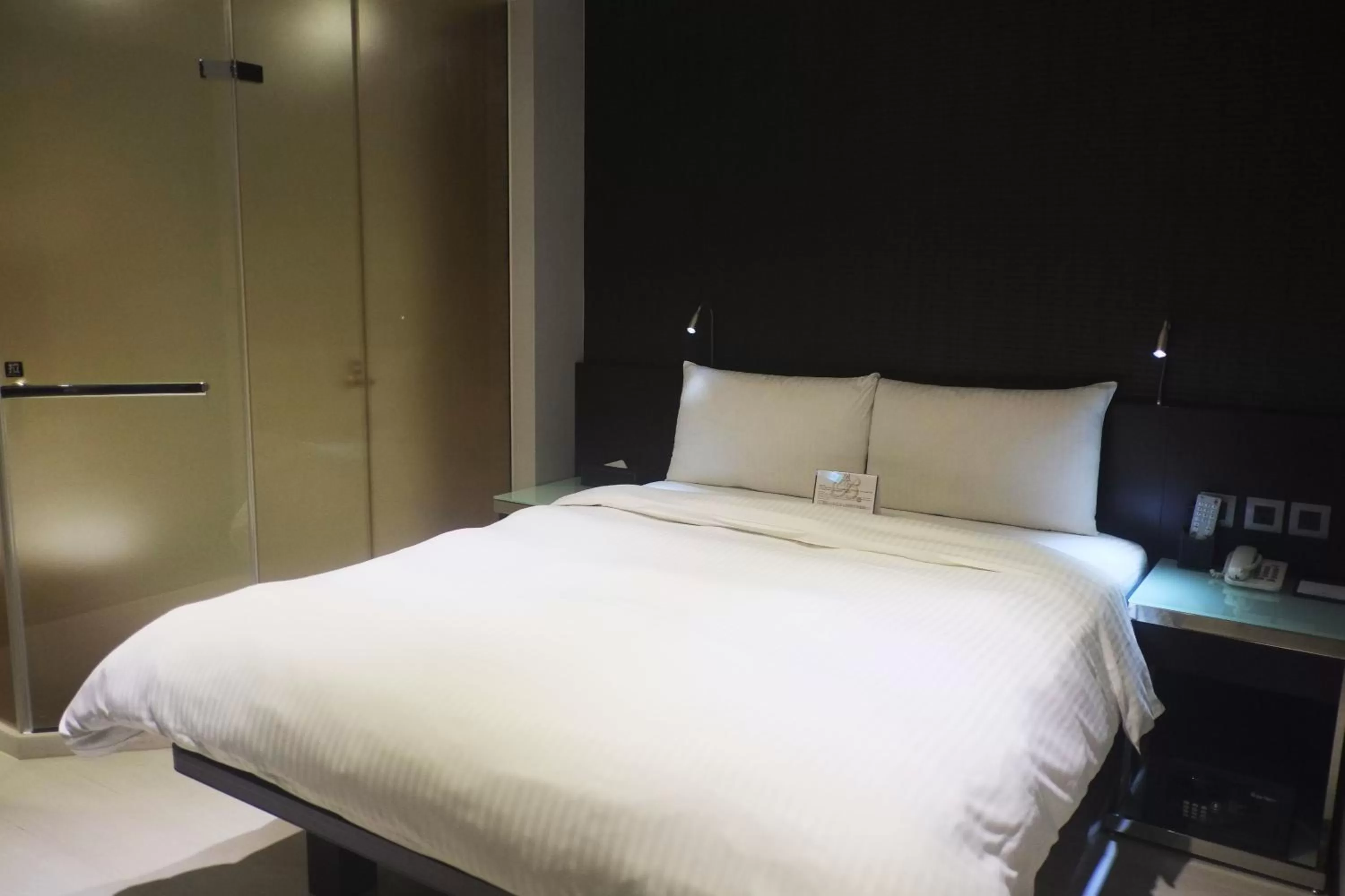 Bed in Beauty Hotels Taipei - Hotel B6