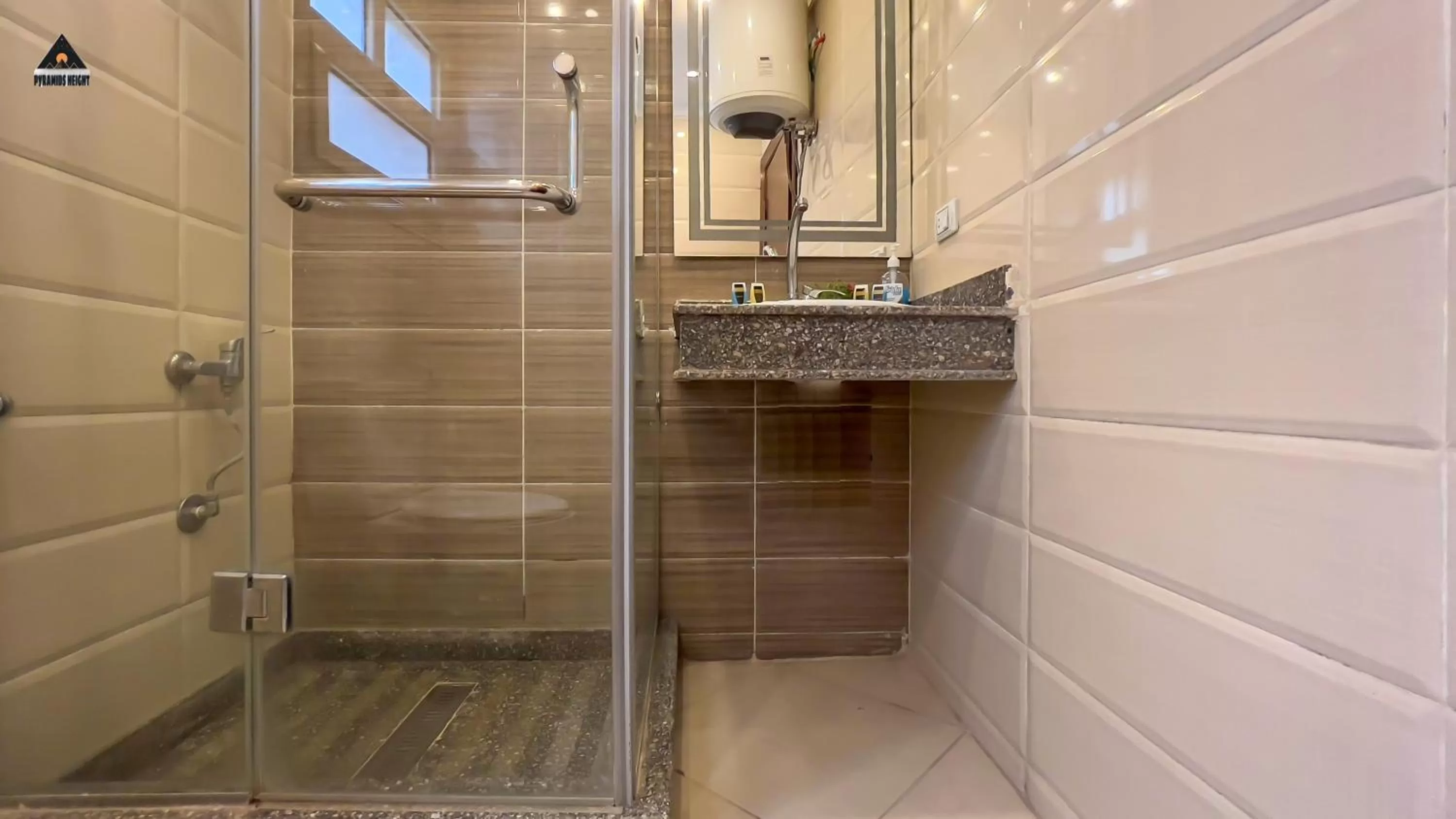 Shower in Pyramids Height Hotel & Pyramids Master Scene Rooftop