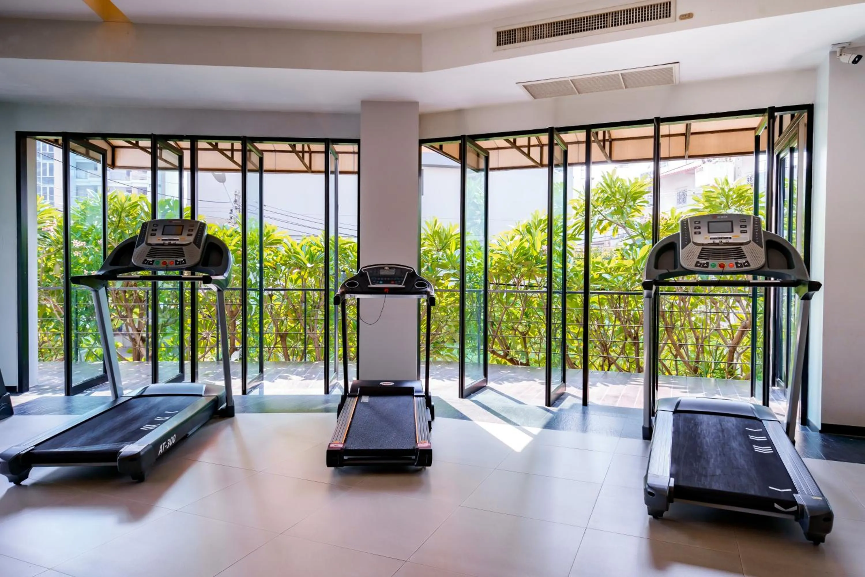 Fitness centre/facilities in J Inspired Hotel Pattaya
