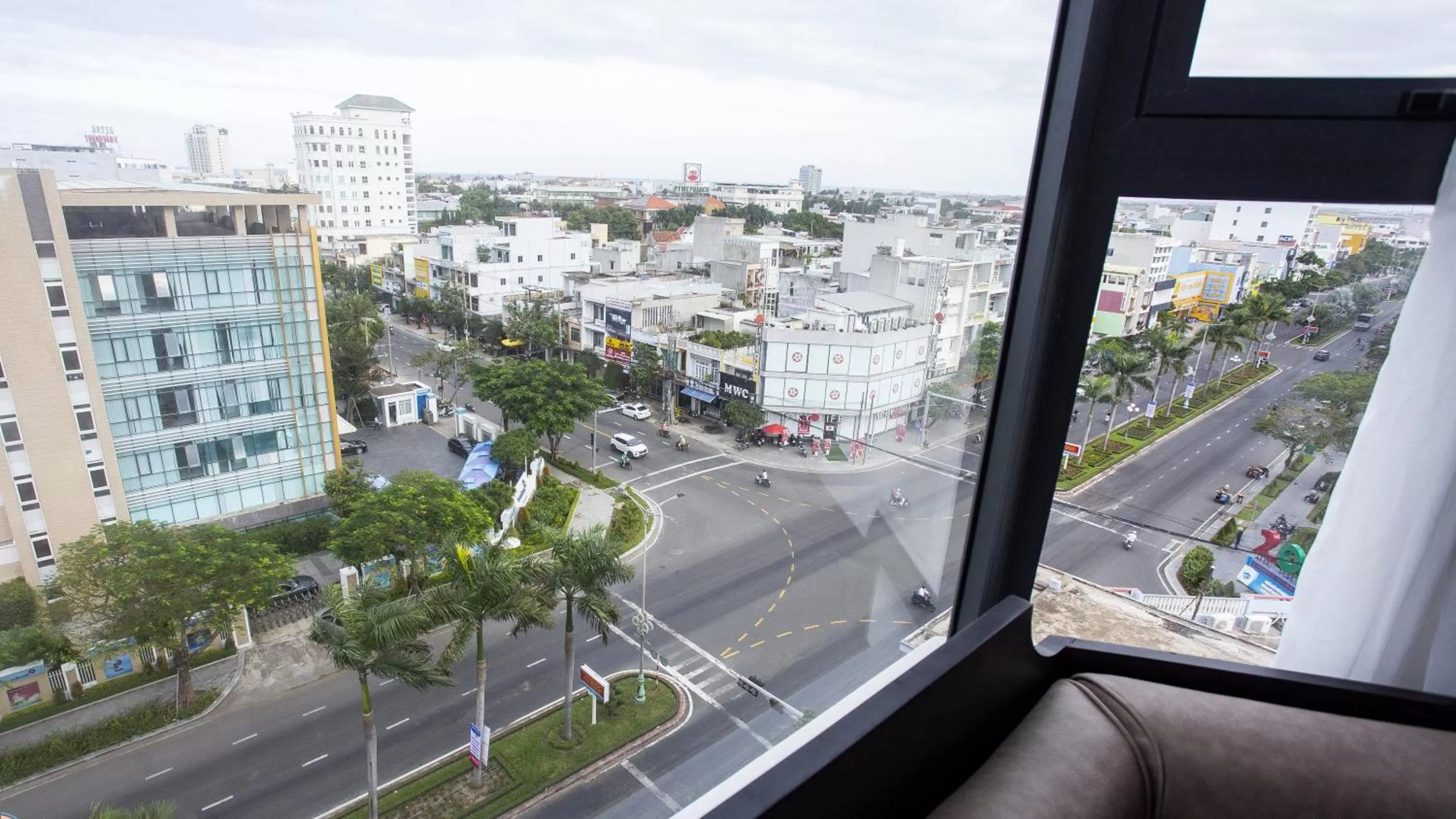 Quiet street view in PHÚ YÊN EVERYDAY HOTEL