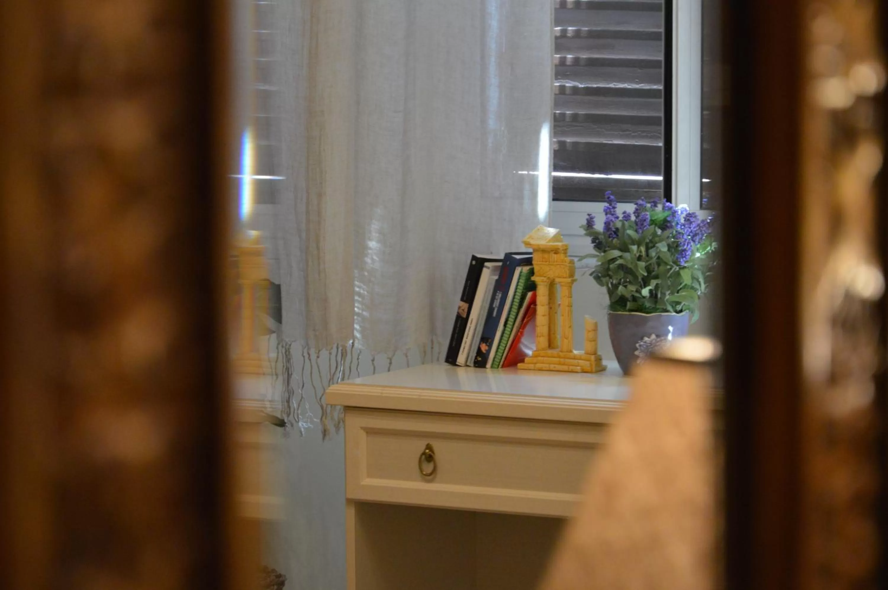 Decorative detail in Paola A Trastevere