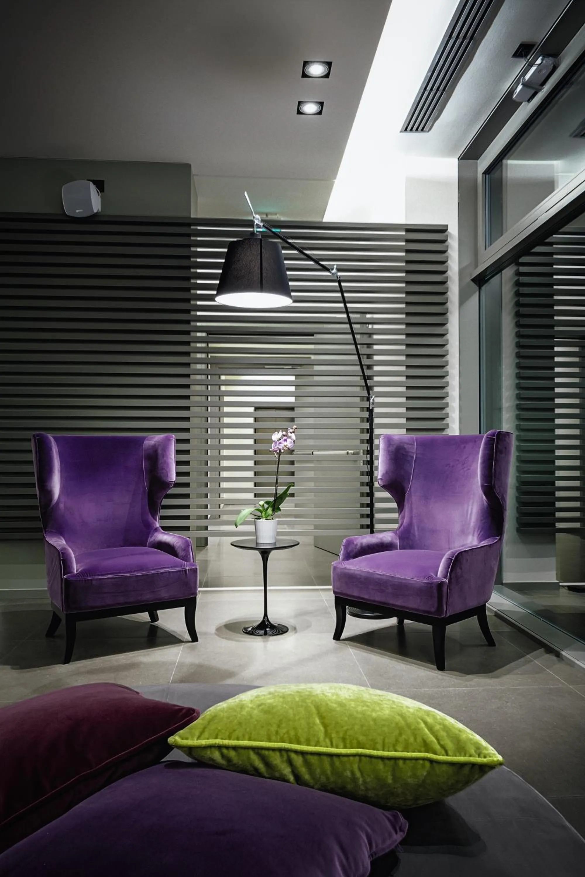 Seating area in Link124 Hotel