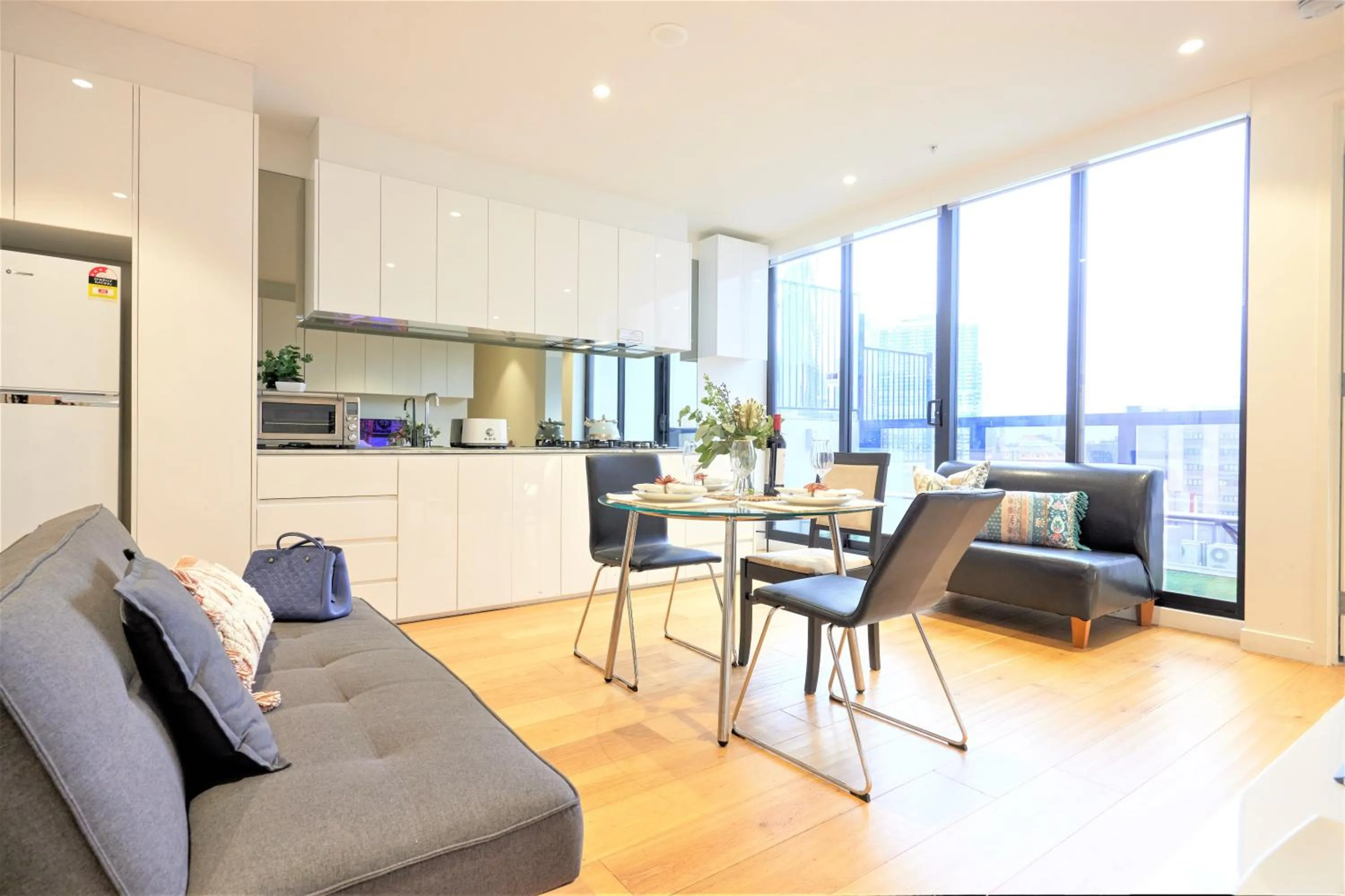 Kitchen or kitchenette in Arrow on Swanston