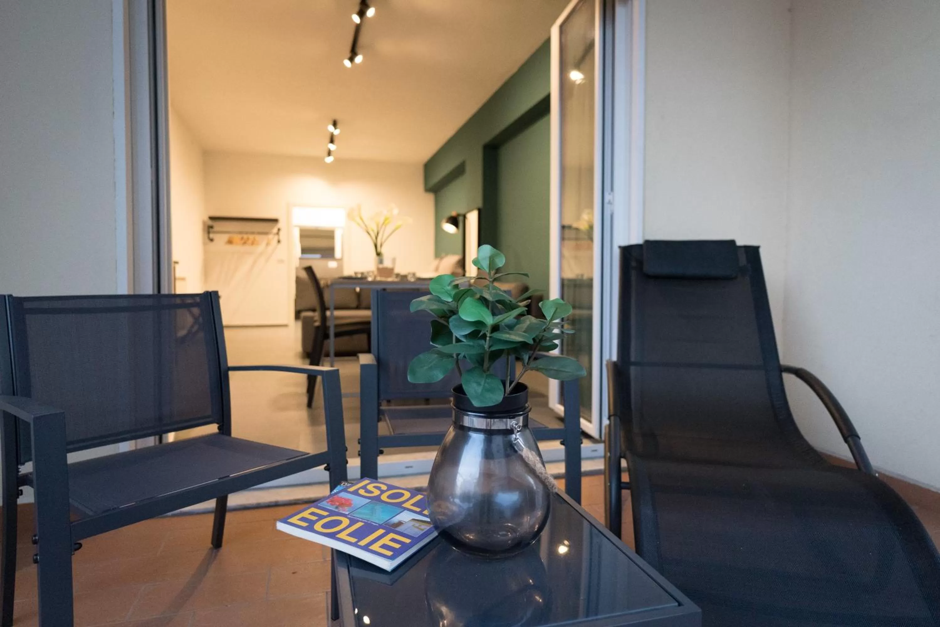 Seating Area in Oktò apartments Milazzo