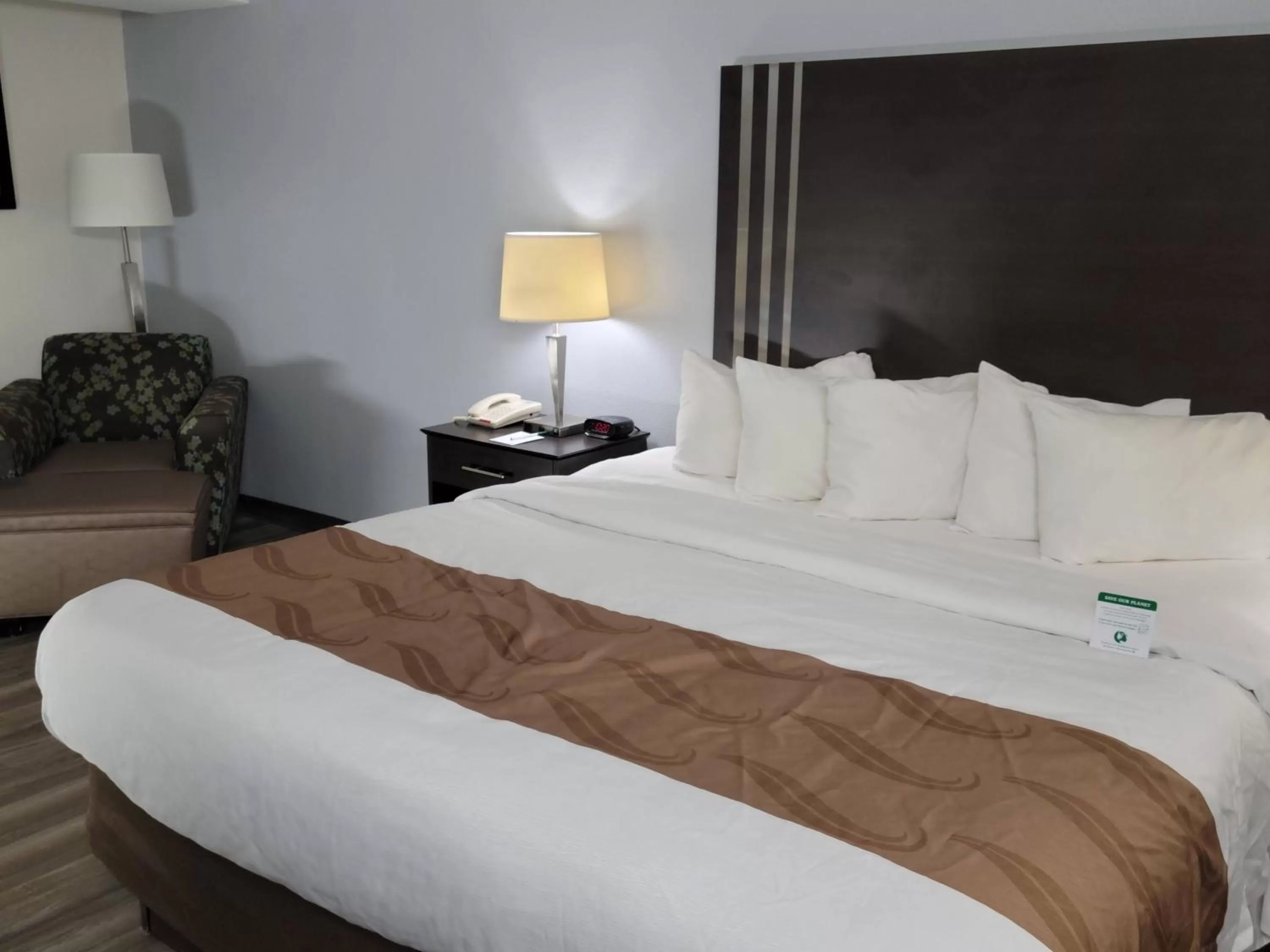 Bedroom, Bed in Quality Inn Terre Haute University Area