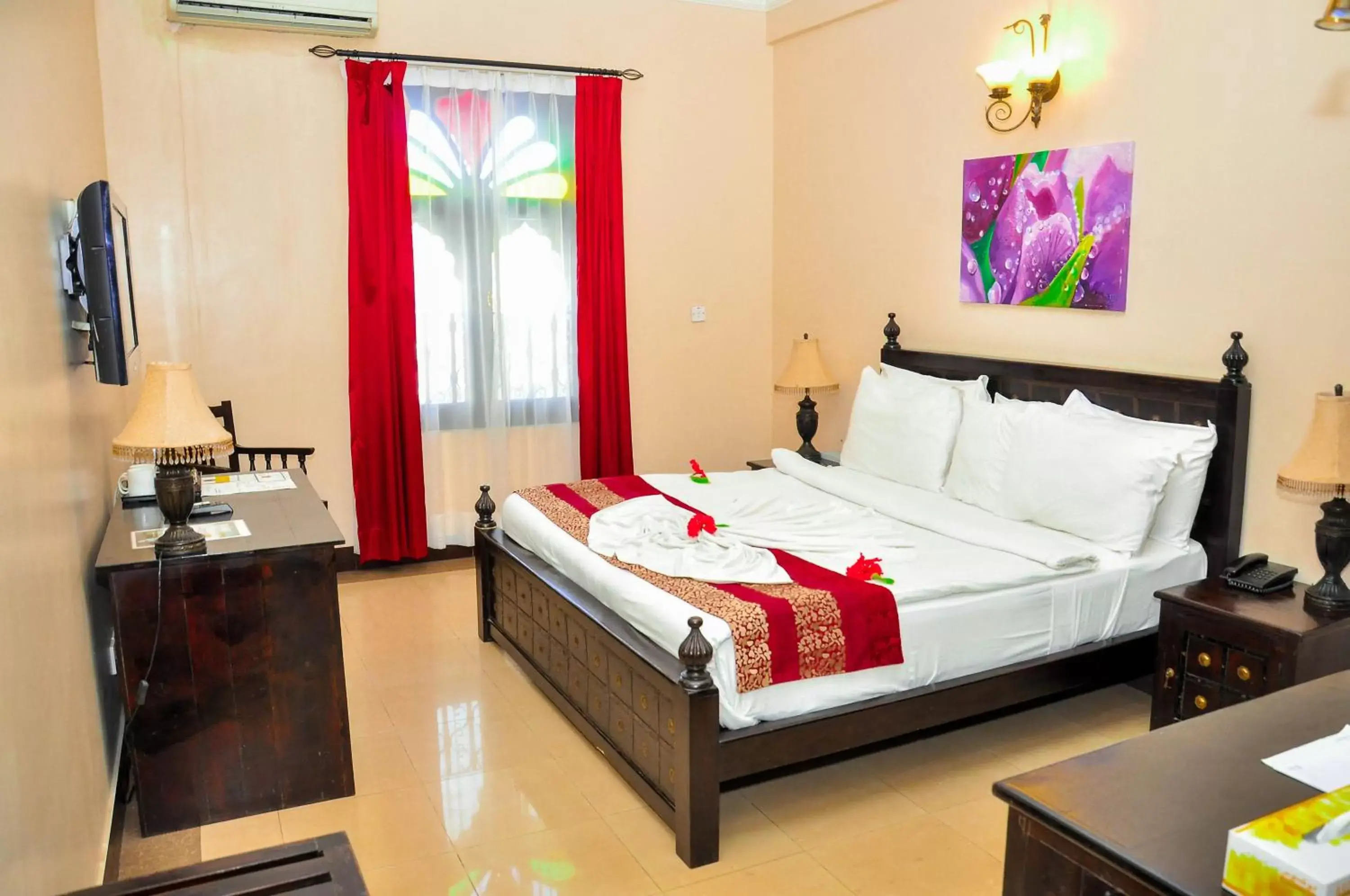 Deluxe Double Room - single occupancy in Golden Tulip Stone Town Boutique Deluxe Double Room - single occupancy in Golden Tulip Stone Town Boutique