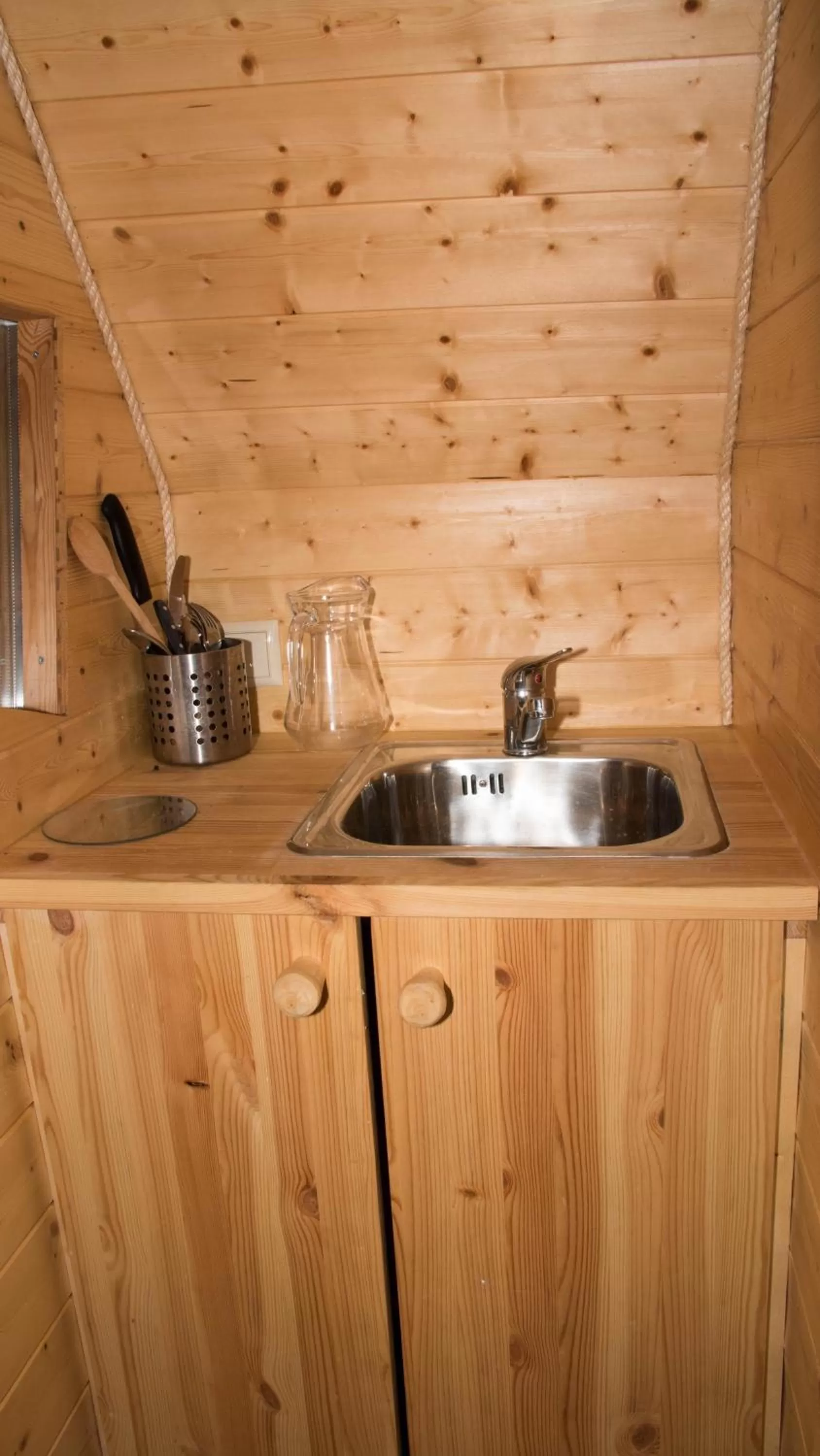 Kitchen or kitchenette in Le Village de la Champagne - Slowmoov