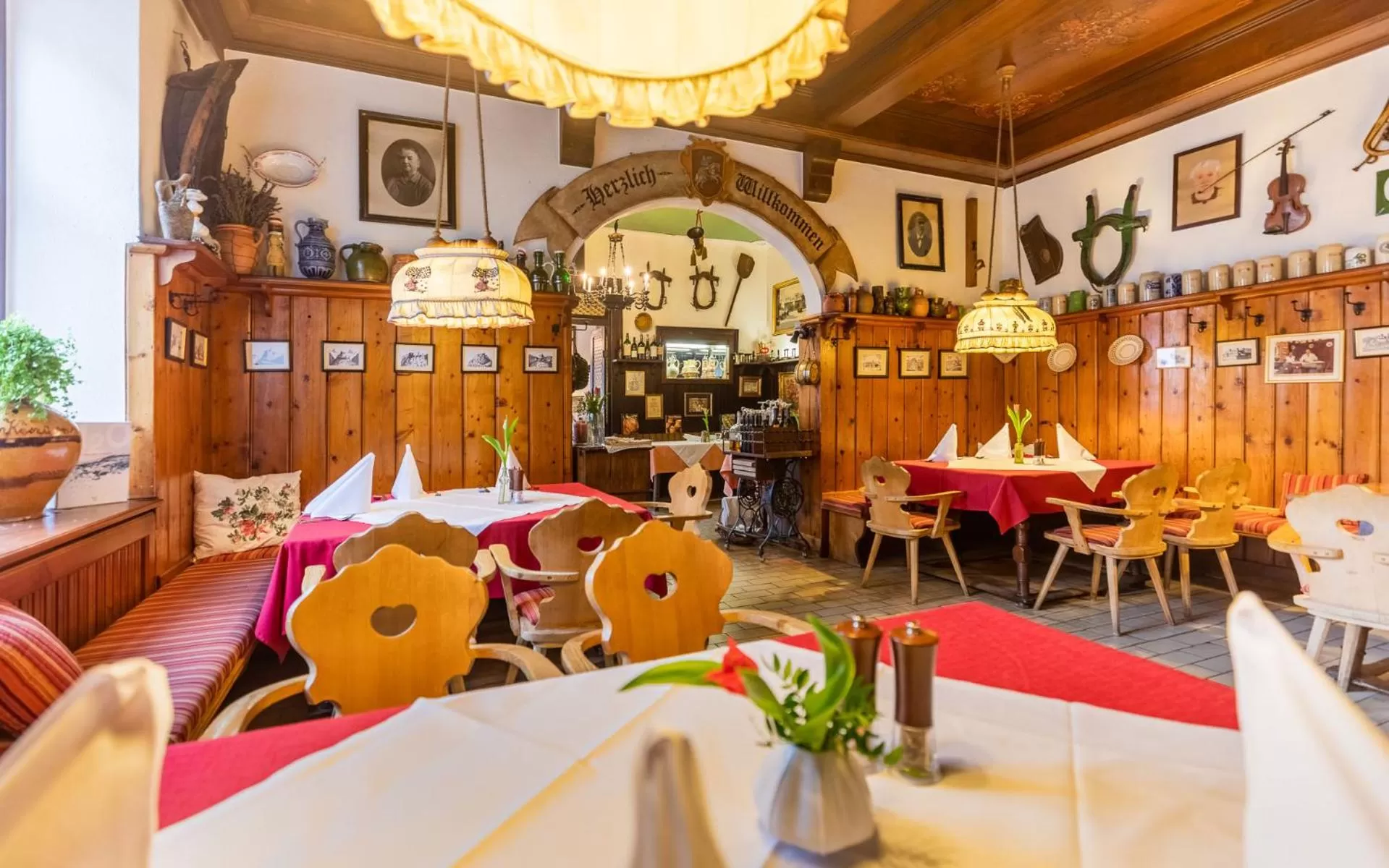 Restaurant/Places to Eat in Hotel Post Hönigwirt