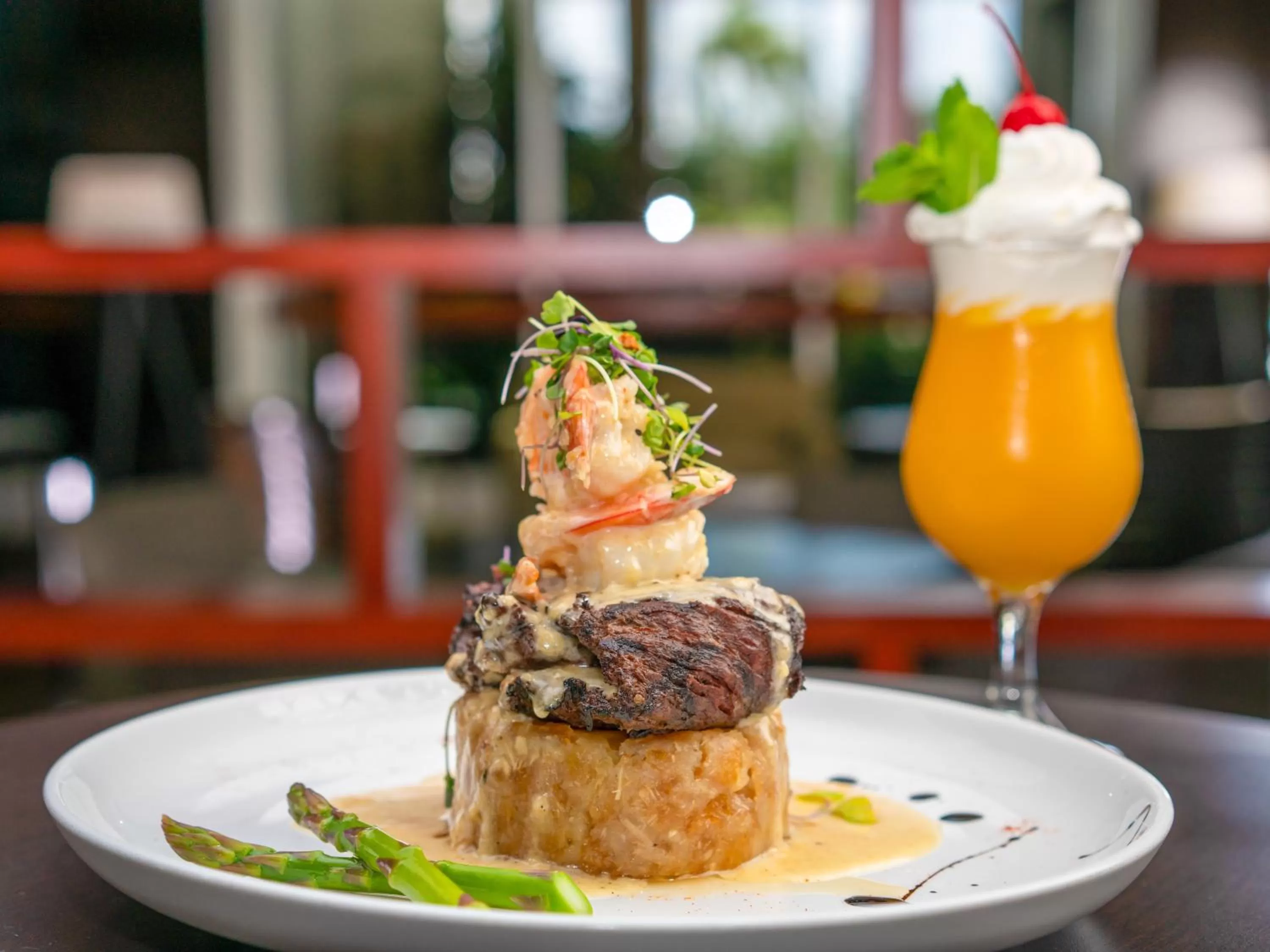 Restaurant/places to eat in Holiday Inn Mayaguez & Tropical Casino by IHG