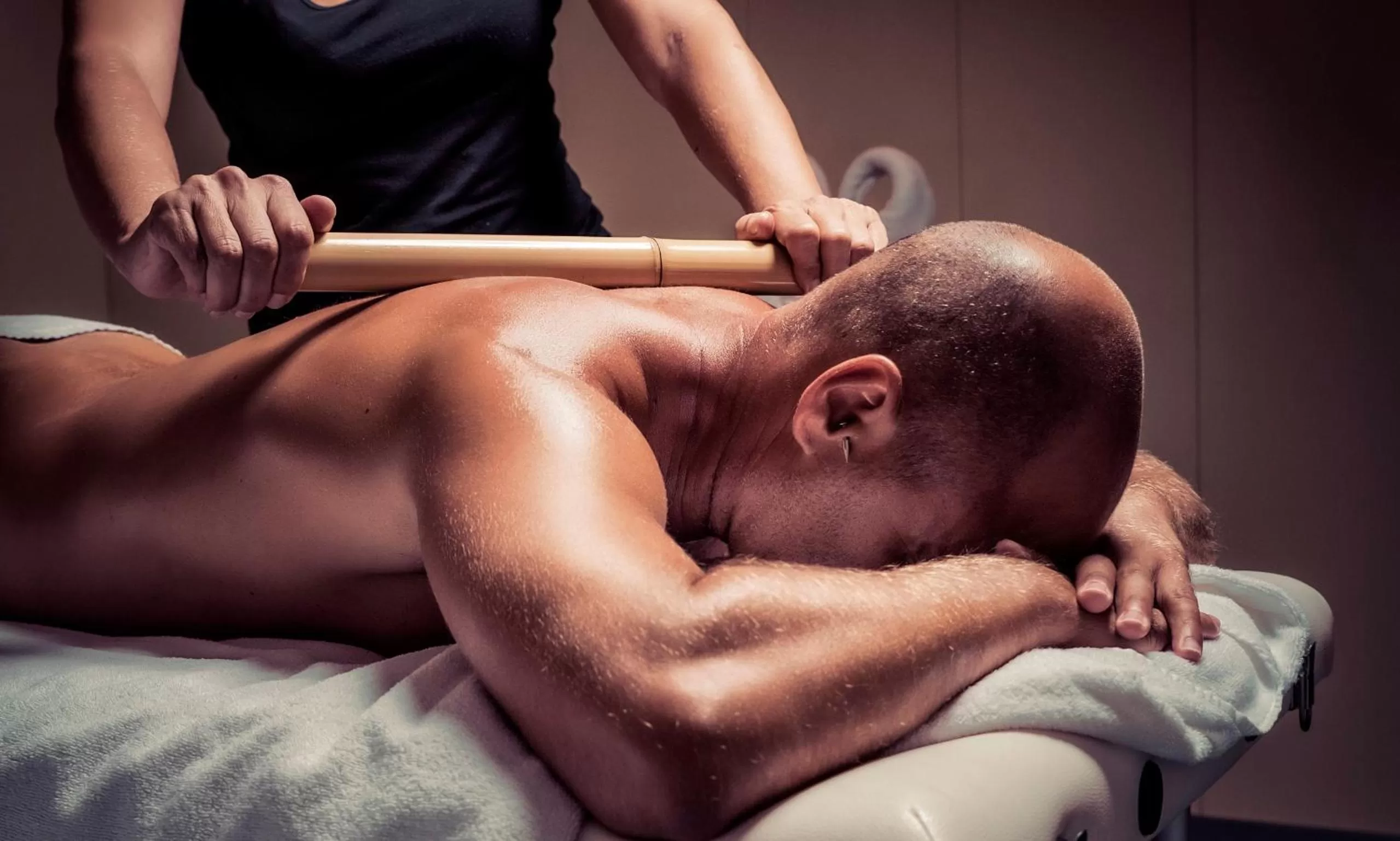 Massage in Hotel Lodomar Spa & Talasoterapia