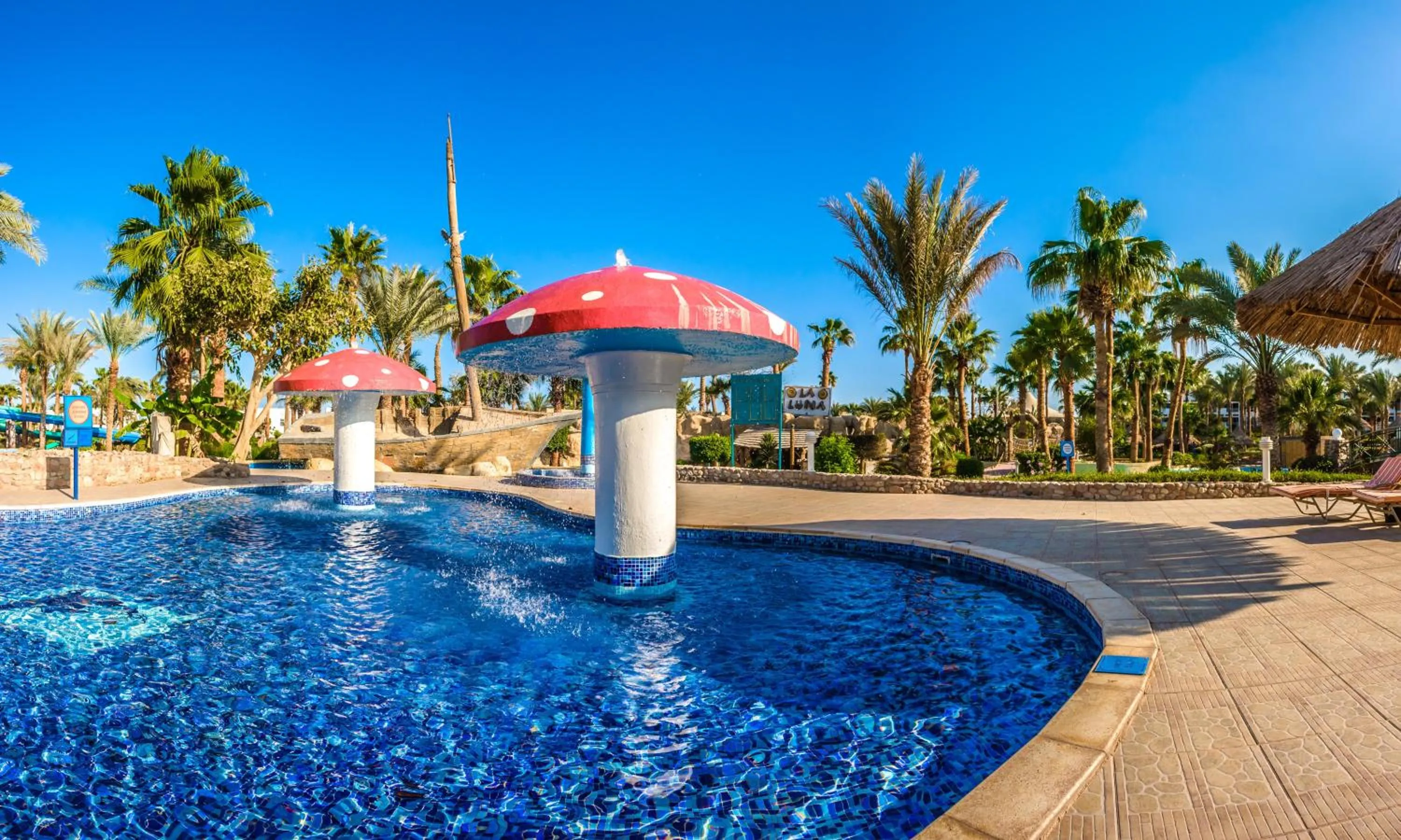 Swimming Pool in Jolie Ville Golf & Resort