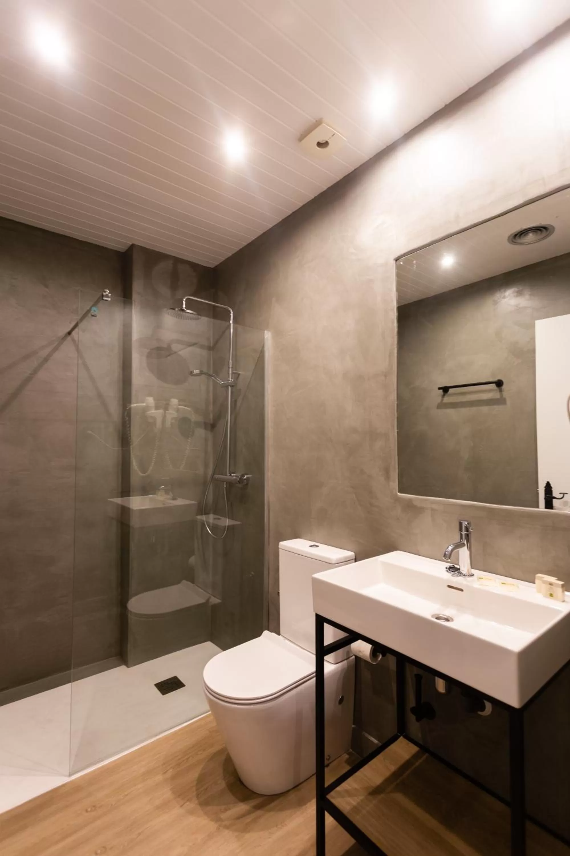 Bathroom in Mas de la Sala