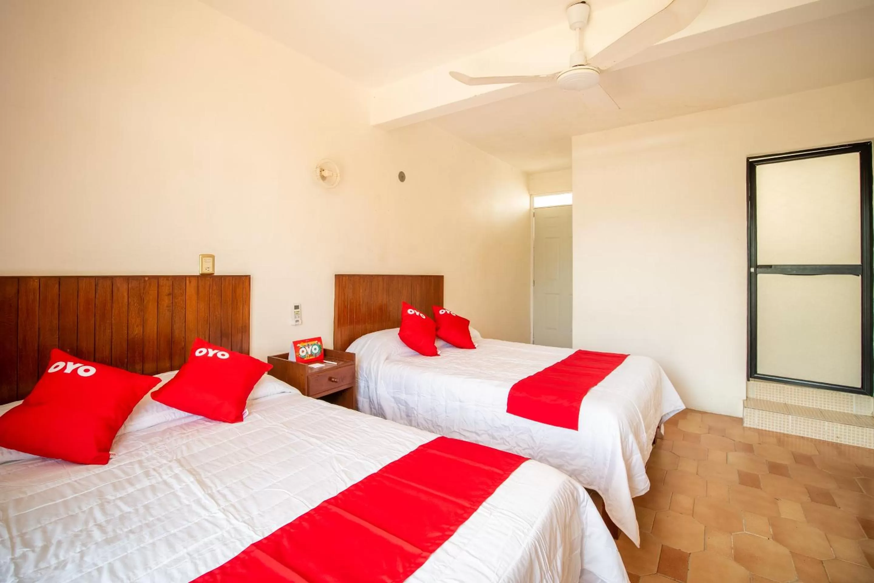 Bedroom in OYO Hotel Arena Surf, Puerto Escondido