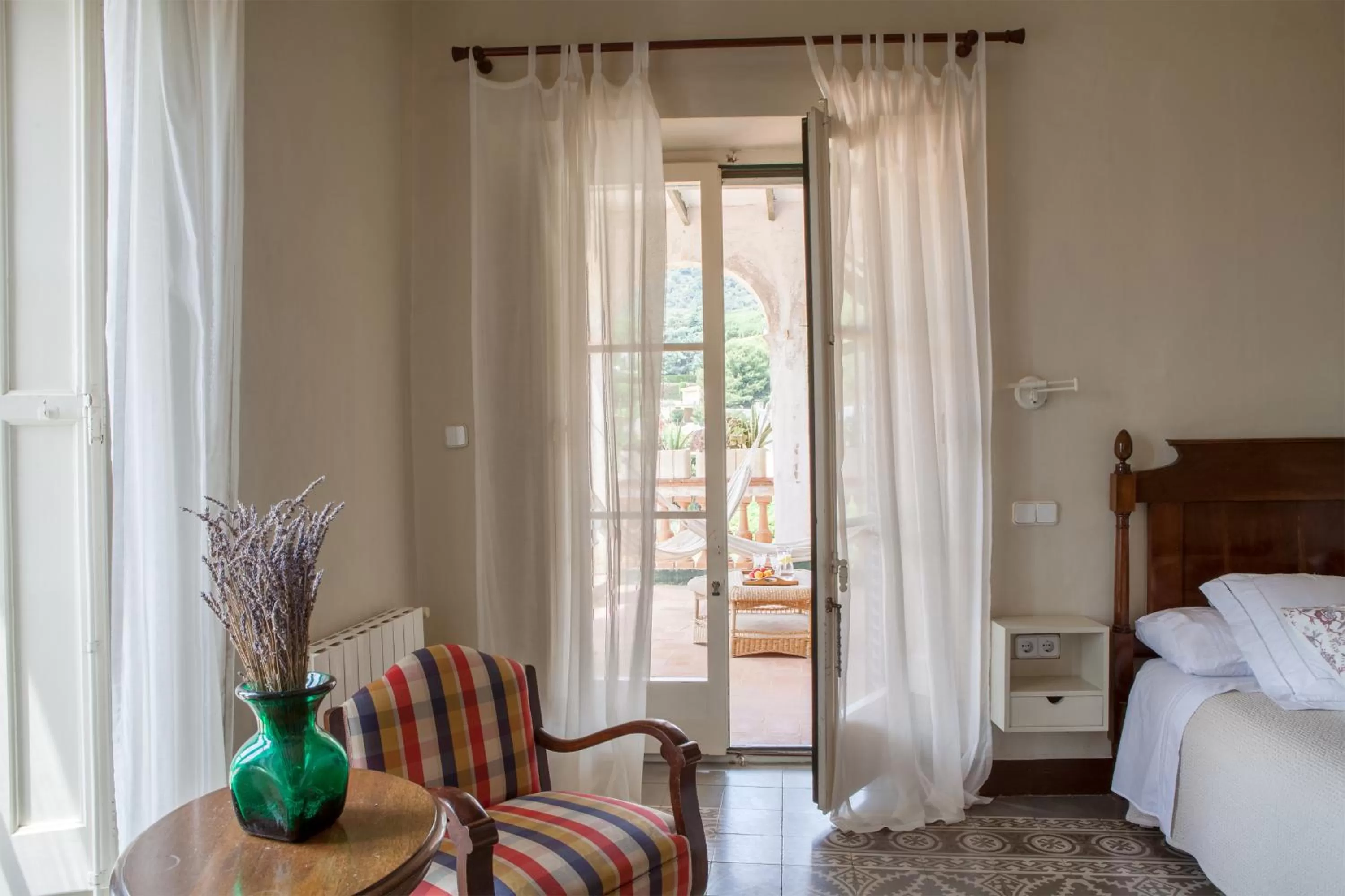 Photo of the whole room, Bed in B&B Can Casadella