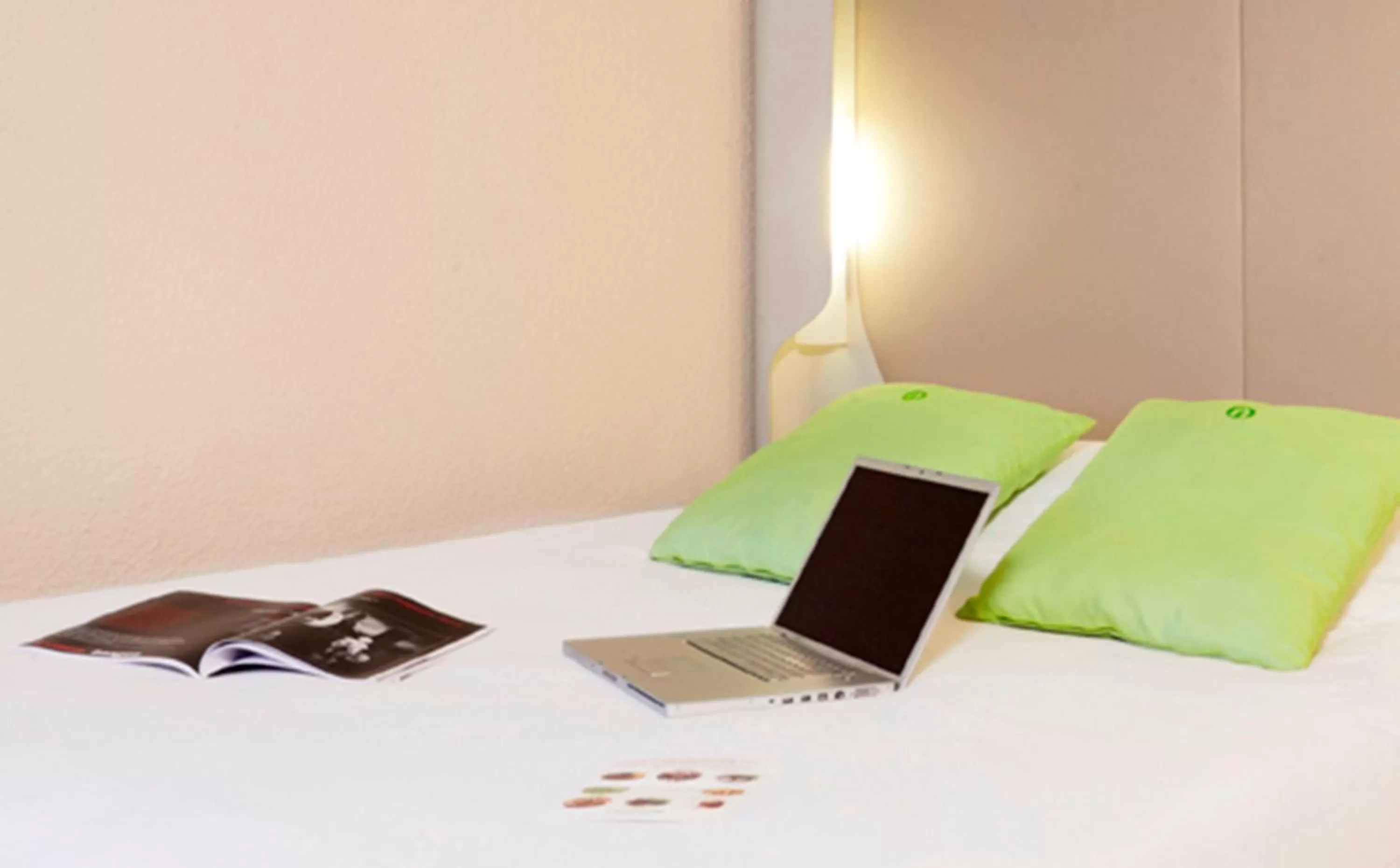 Bed in Campanile Lille Nord Wasquehal