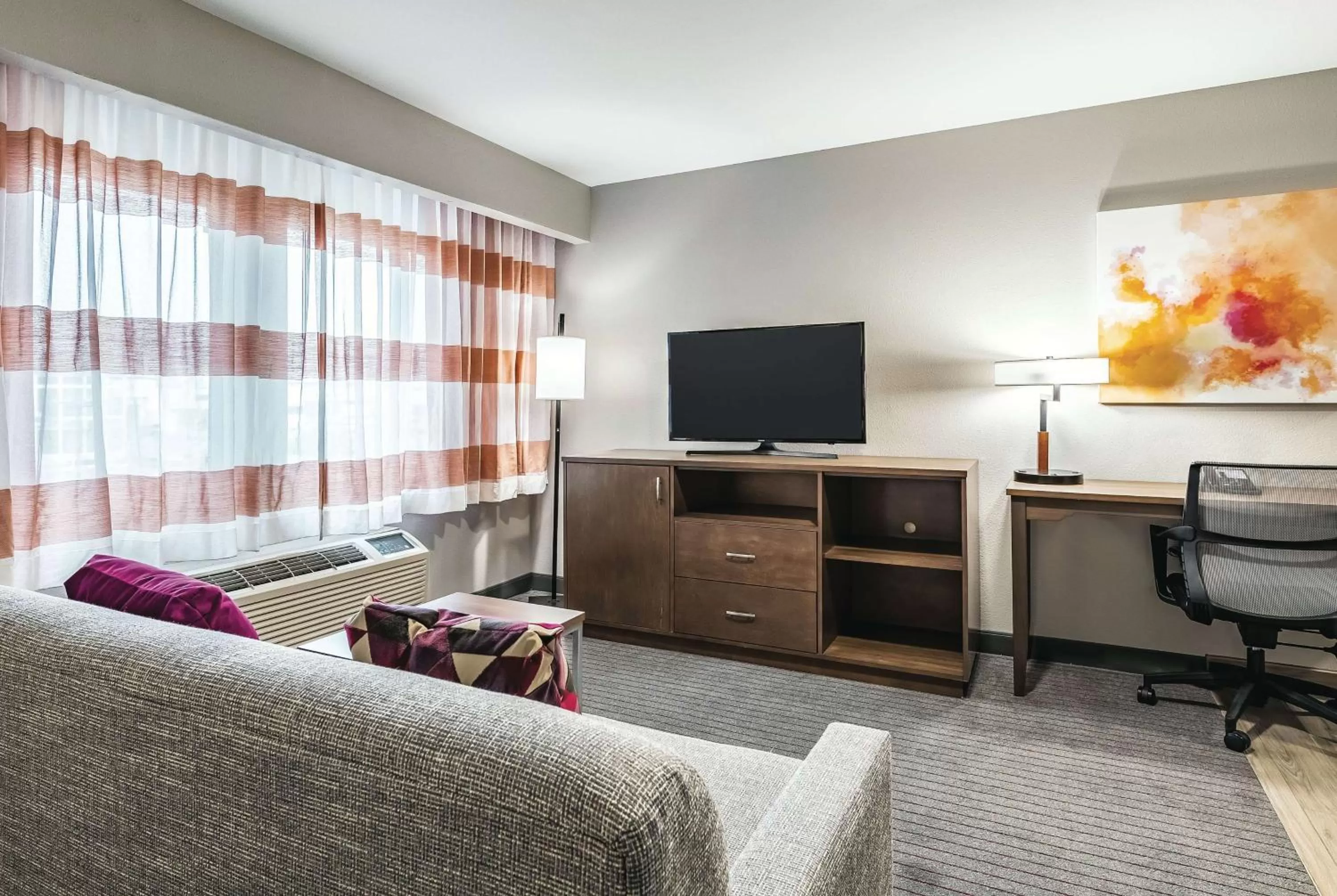 King Studio Suite - Non-Smoking in La Quinta by Wyndham Seattle Federal Way