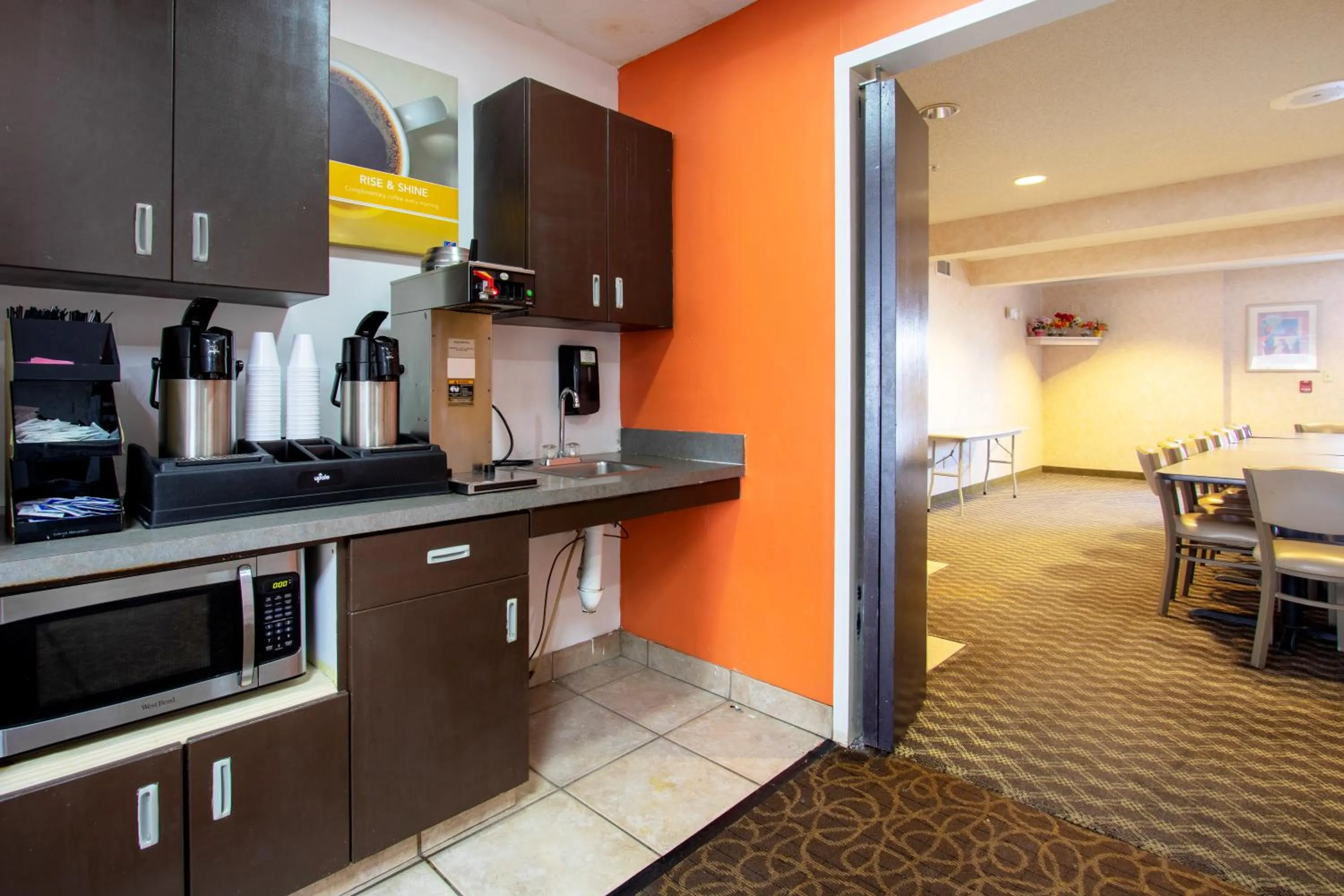Coffee/tea facilities in Motel 6-El Paso, TX - Southeast